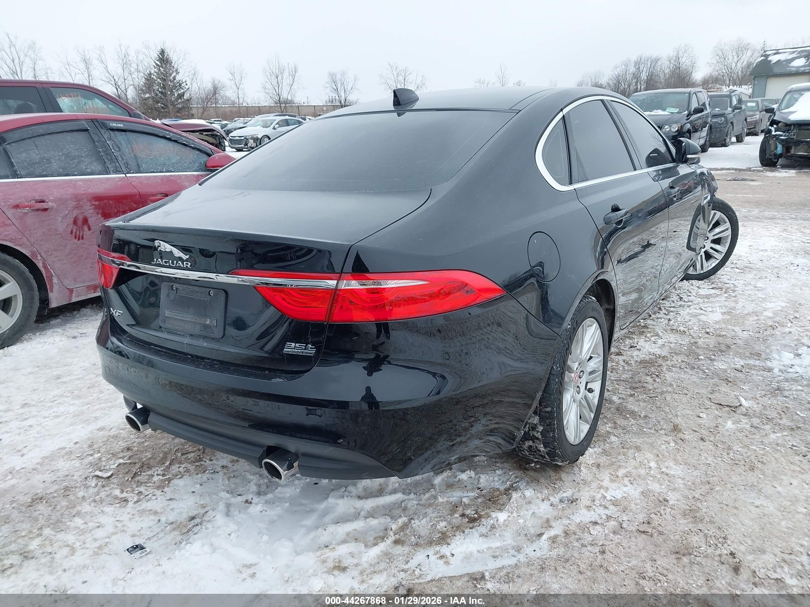 JAGUAR XF image 4