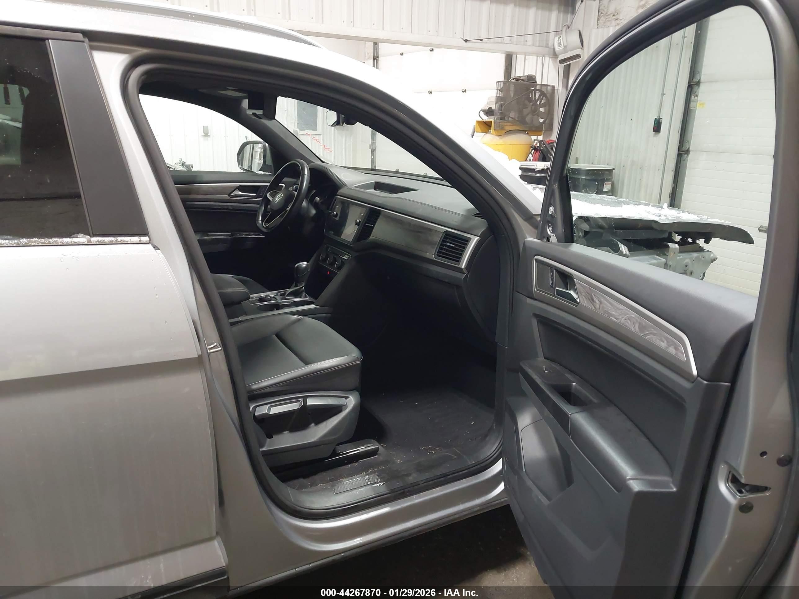 VOLKSWAGEN ATLAS image 5