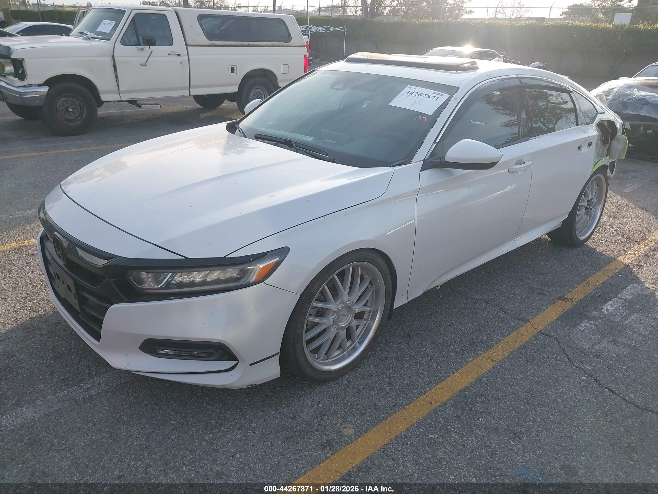 HONDA ACCORD image 2