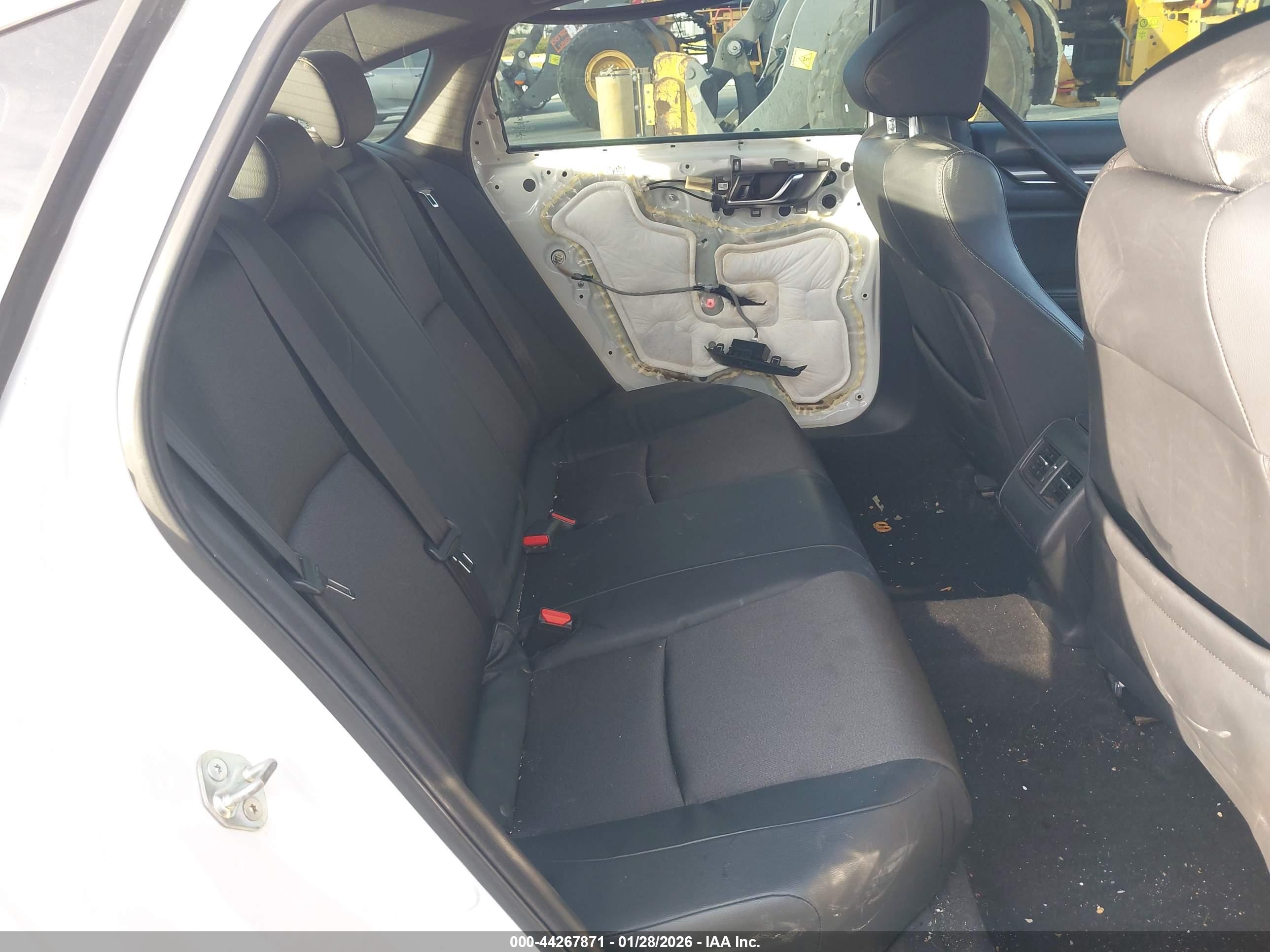 HONDA ACCORD image 8