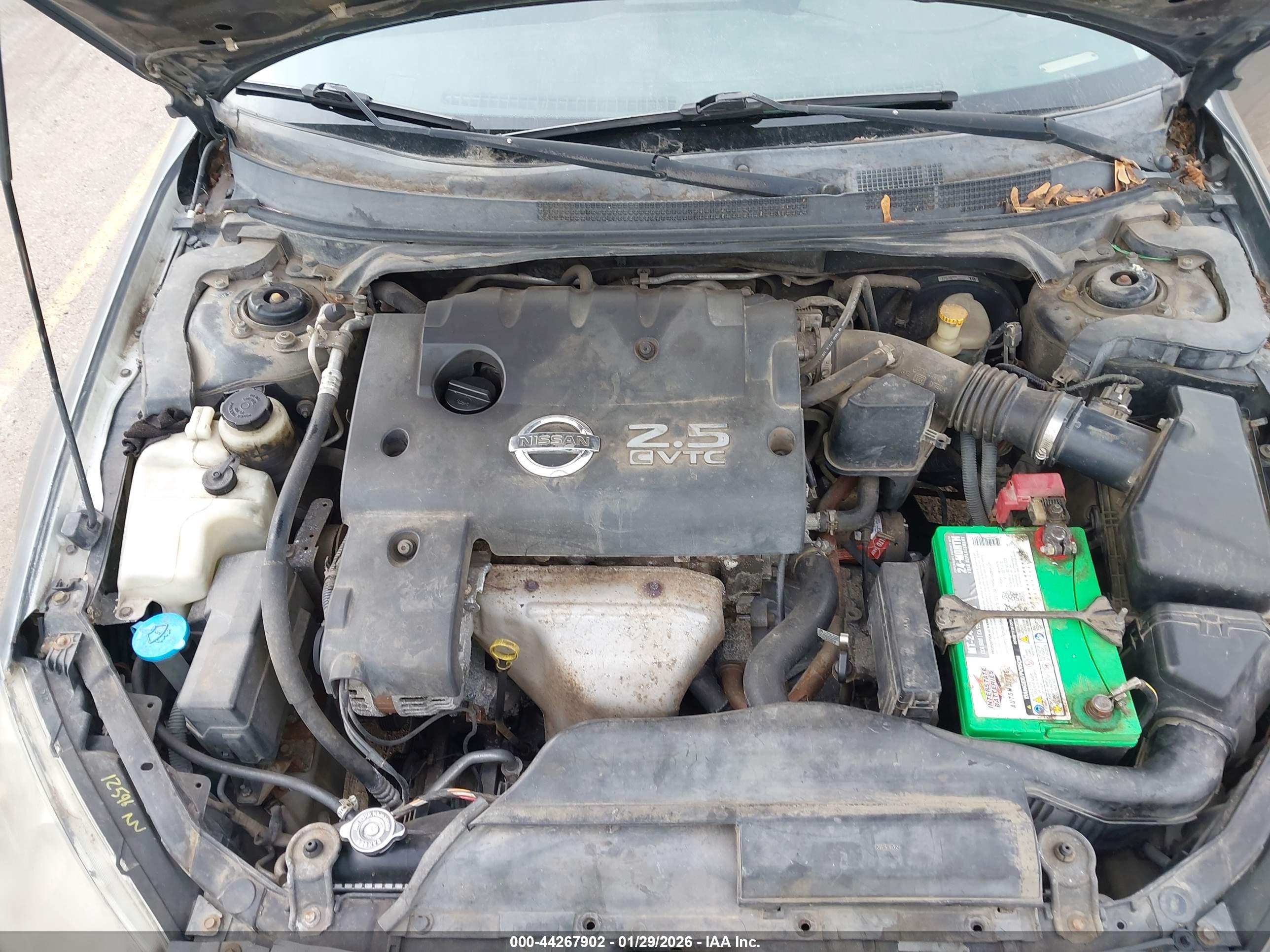 NISSAN ALTIMA image 10