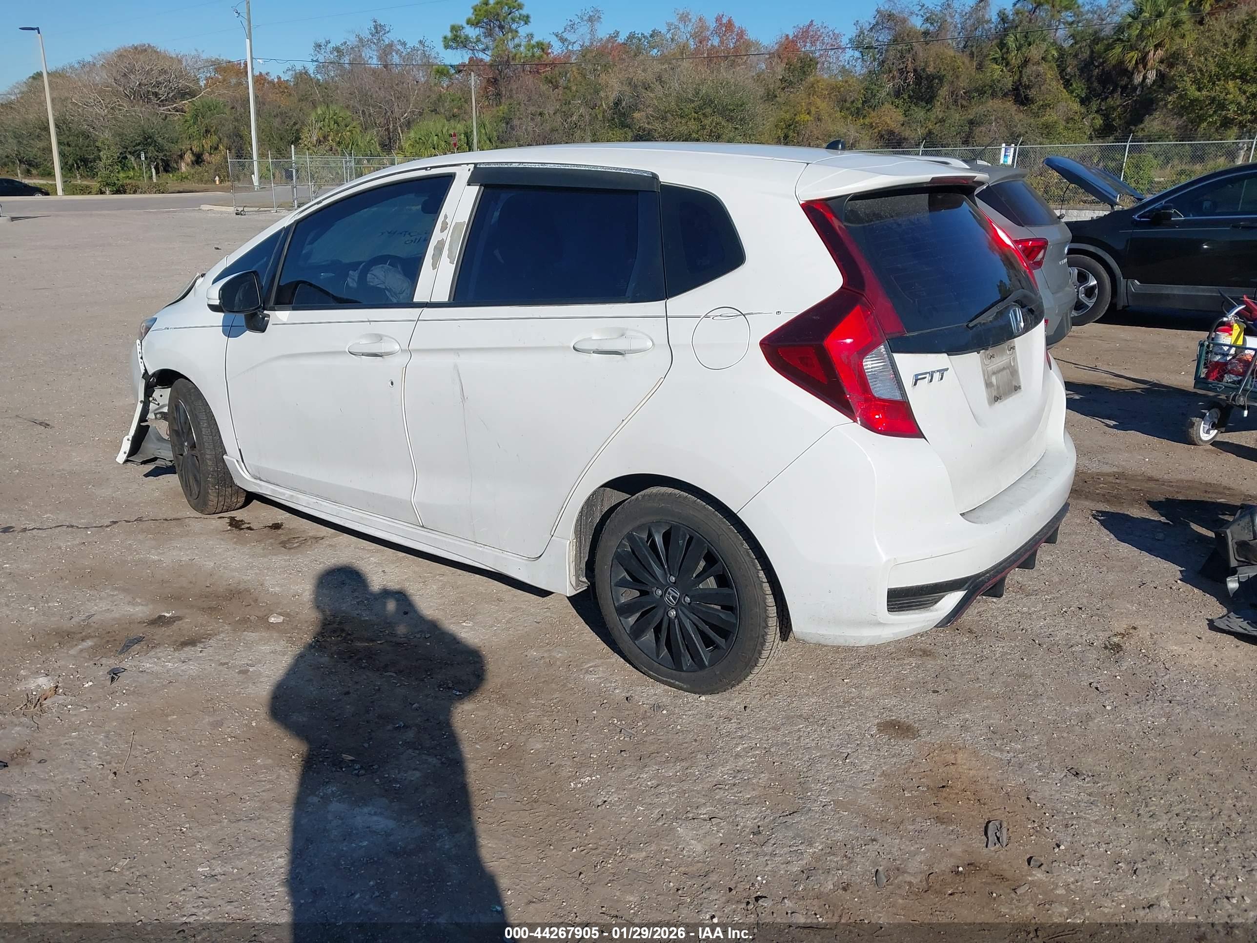 HONDA FIT image 3