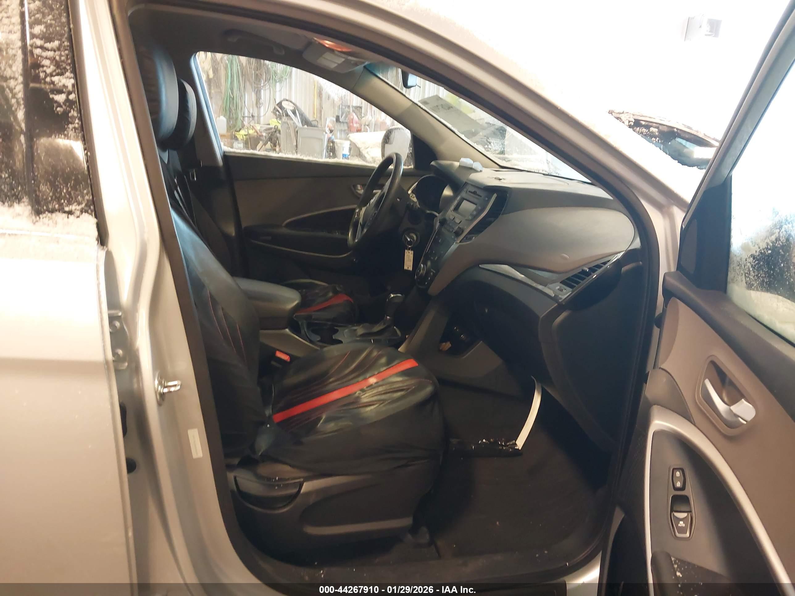 HYUNDAI SANTA image 5