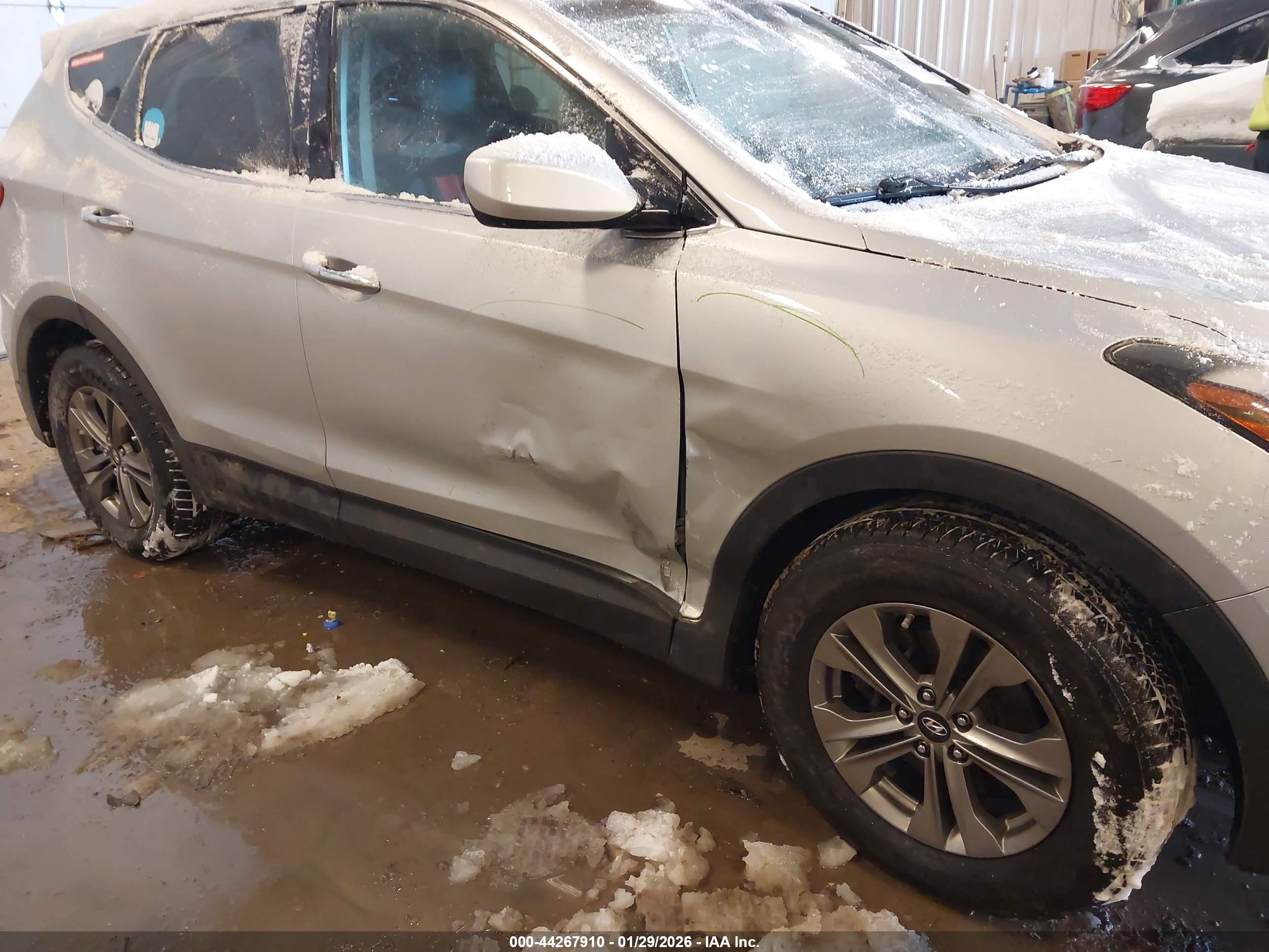 HYUNDAI SANTA image 6