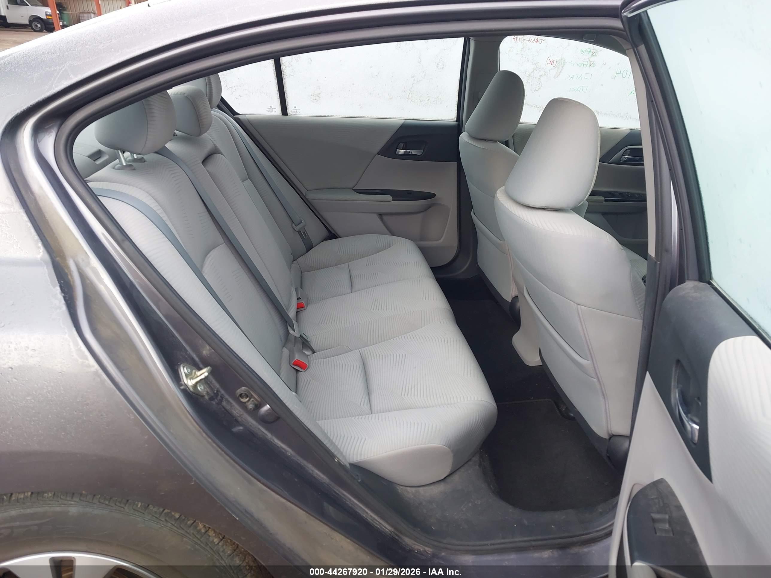 HONDA ACCORD image 8