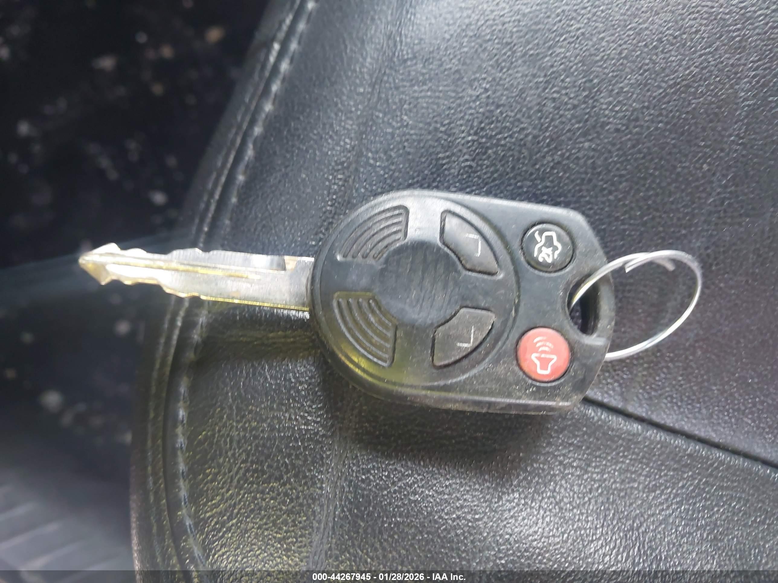 FORD ESCAPE image 11