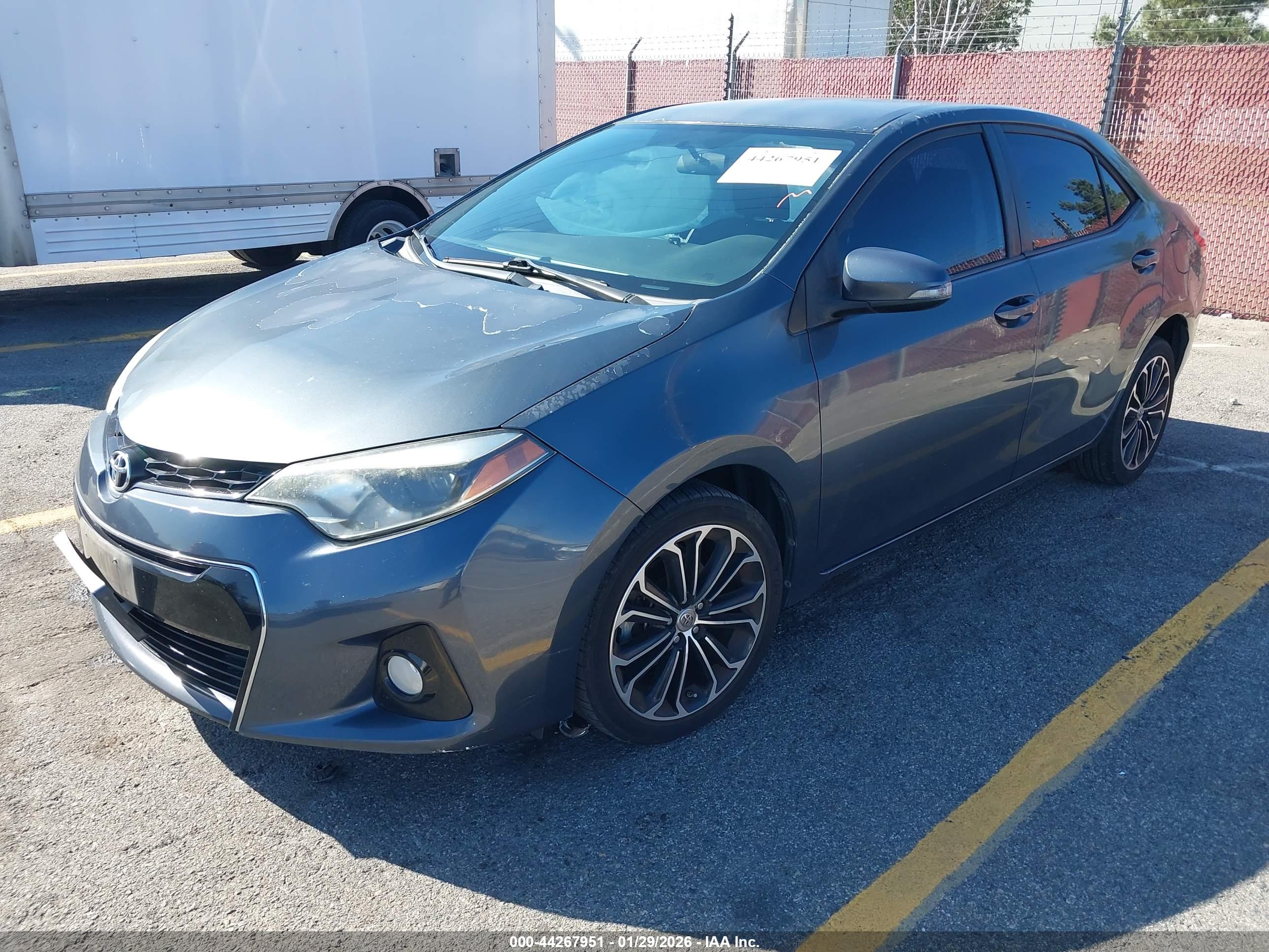 TOYOTA COROLLA image 2