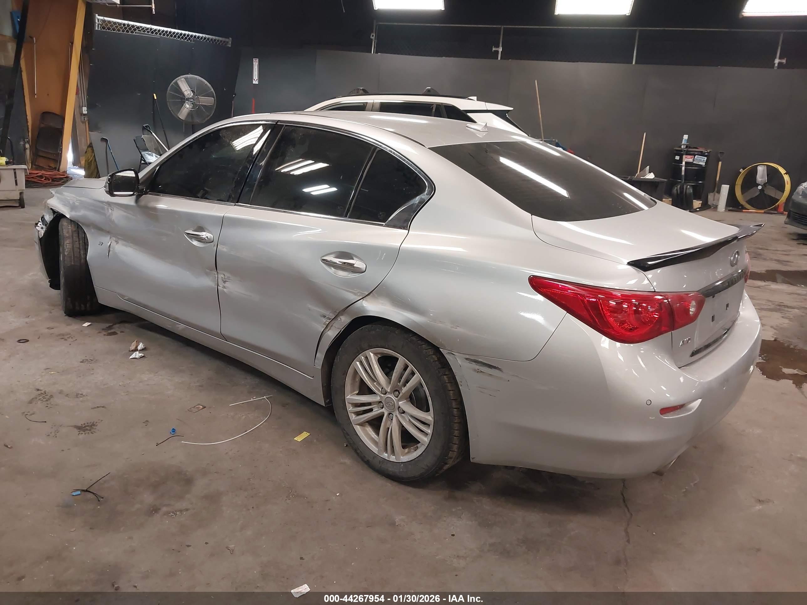 INFINITI Q50 image 3