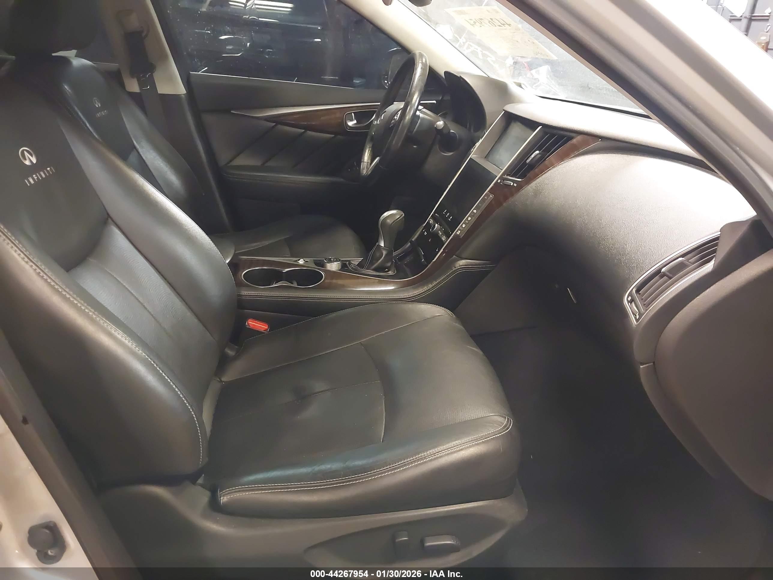 INFINITI Q50 image 5
