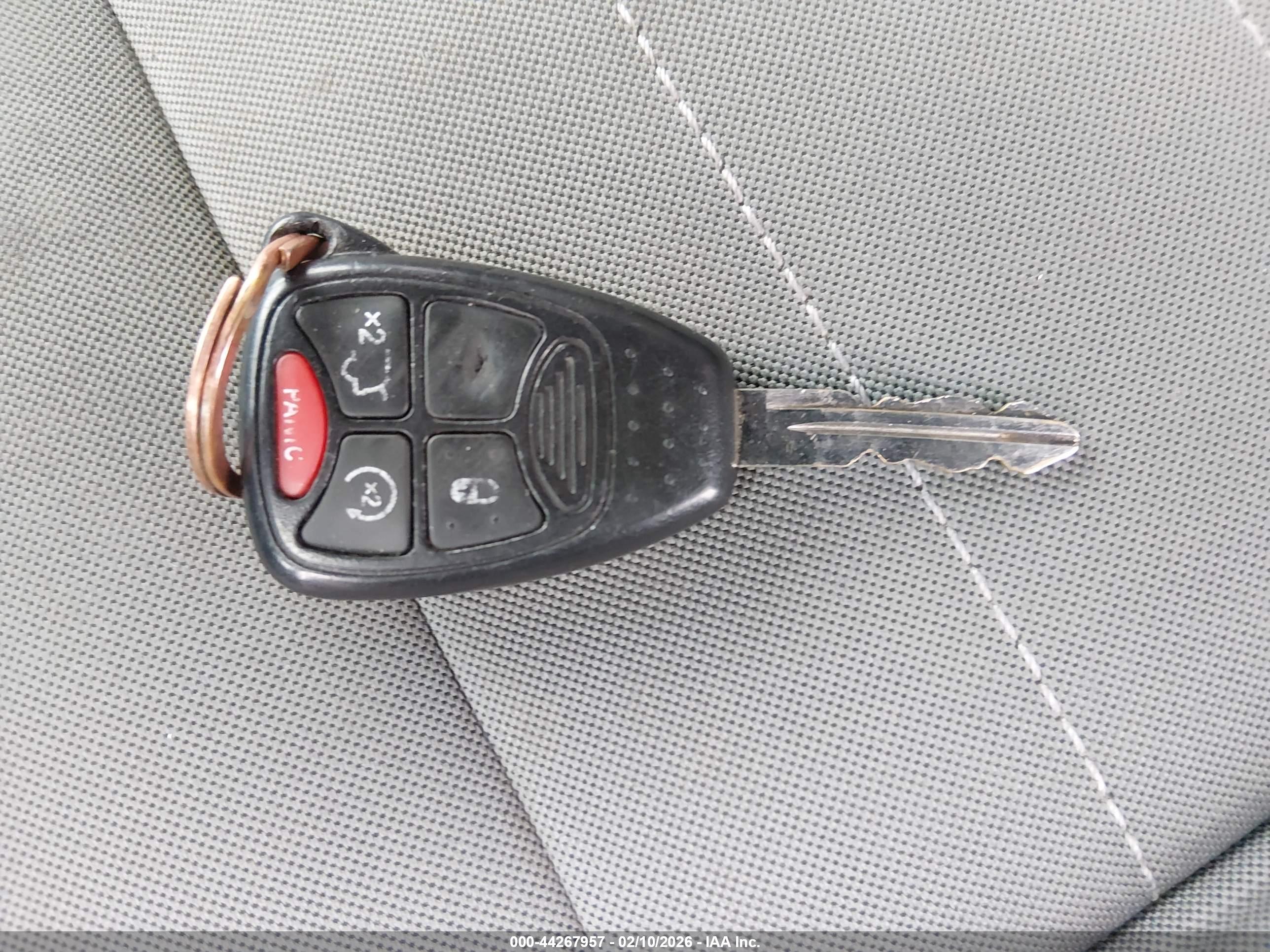 JEEP LIBERTY image 11