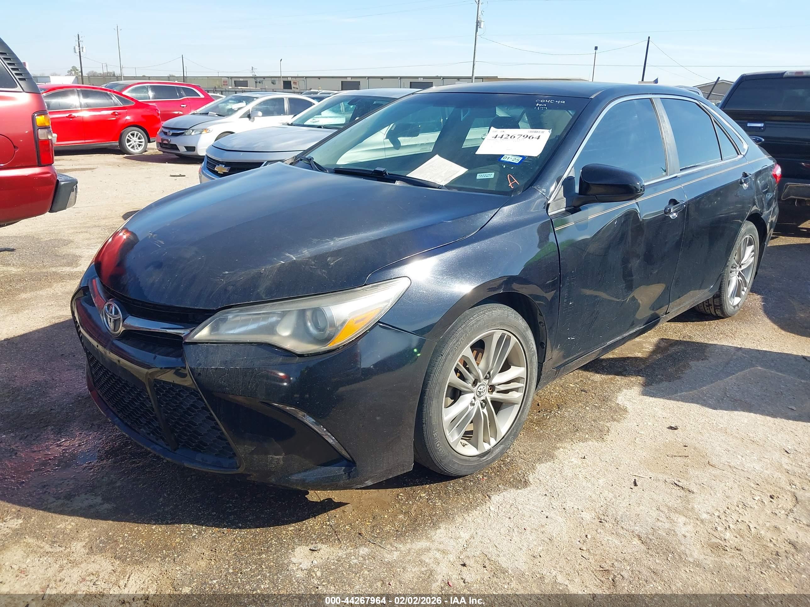 TOYOTA CAMRY image 2