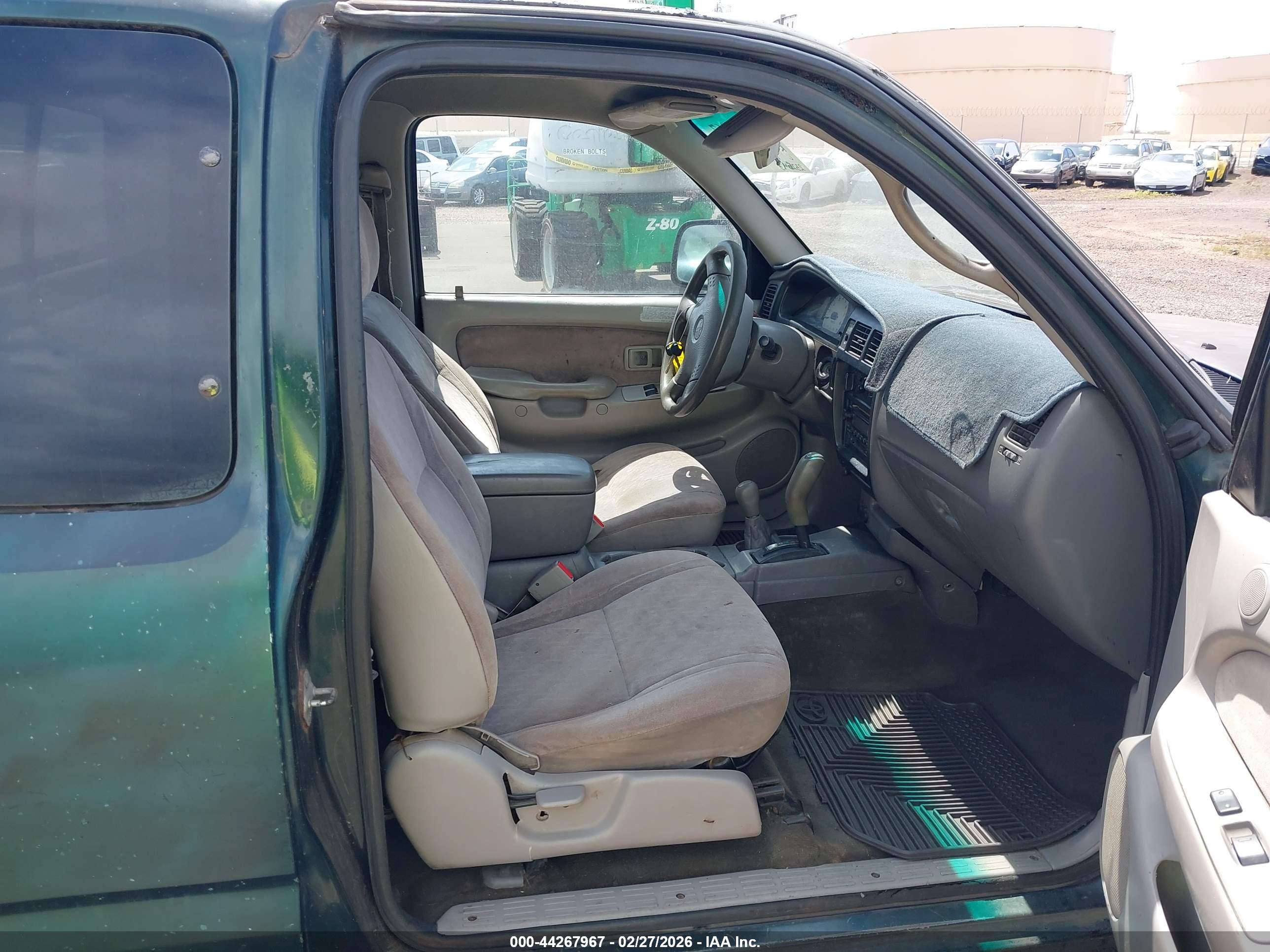 TOYOTA TACOMA image 5