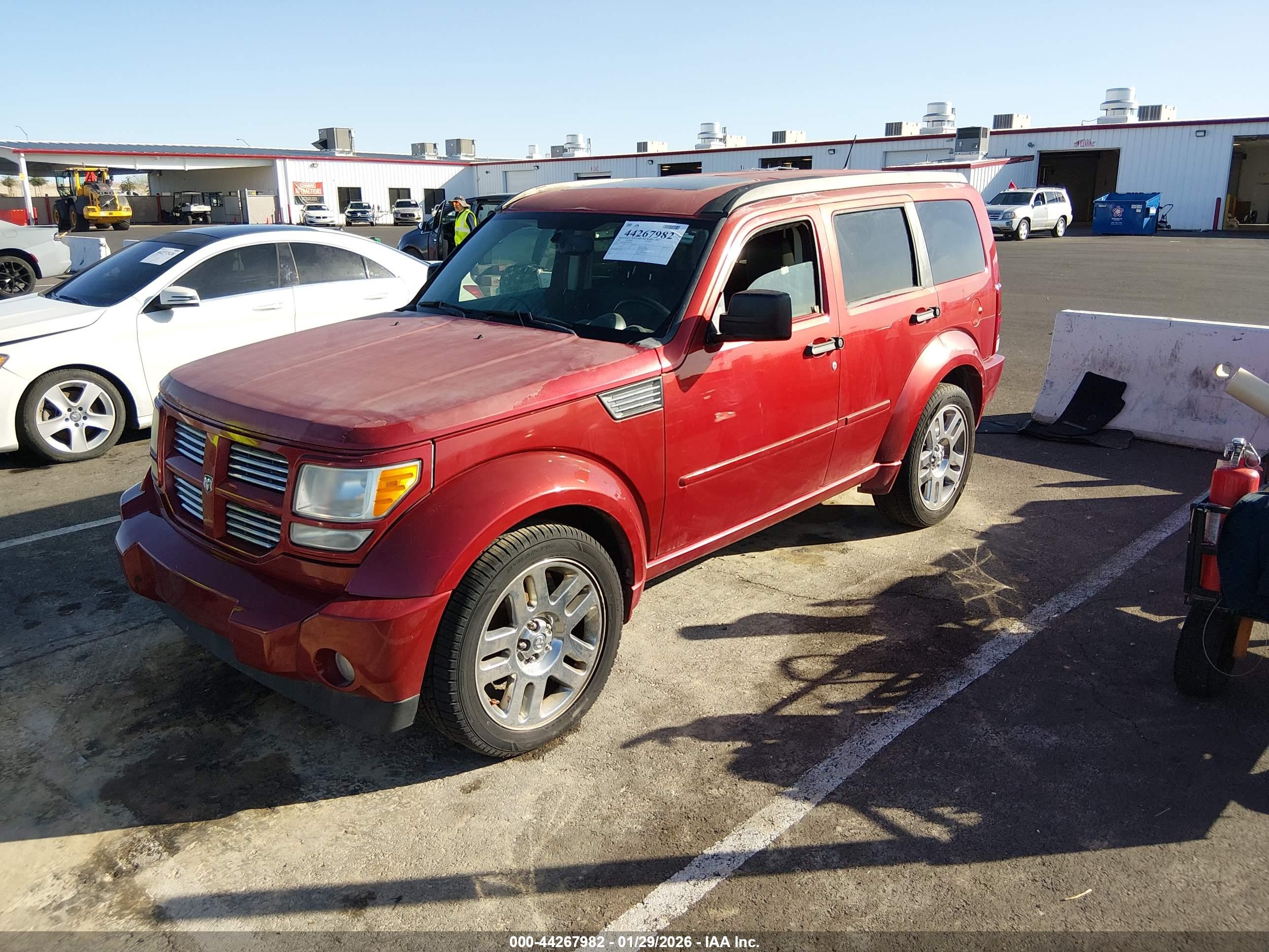 DODGE NITRO image 2