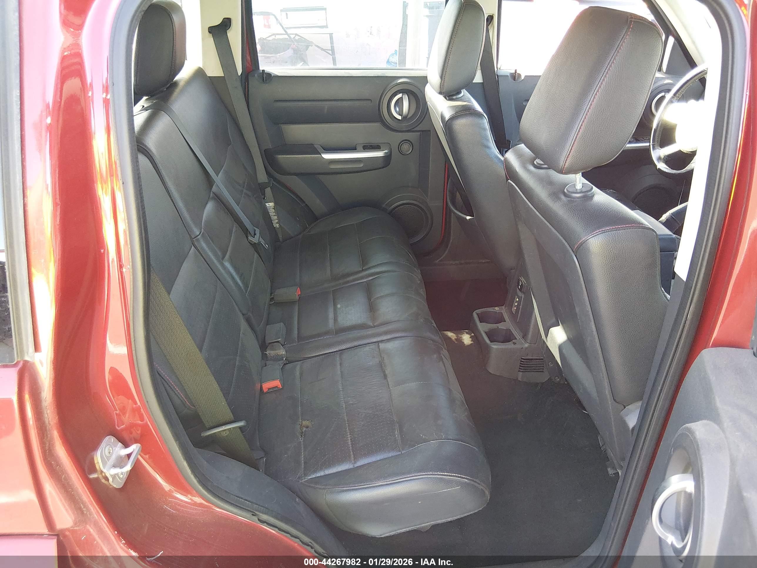 DODGE NITRO image 8