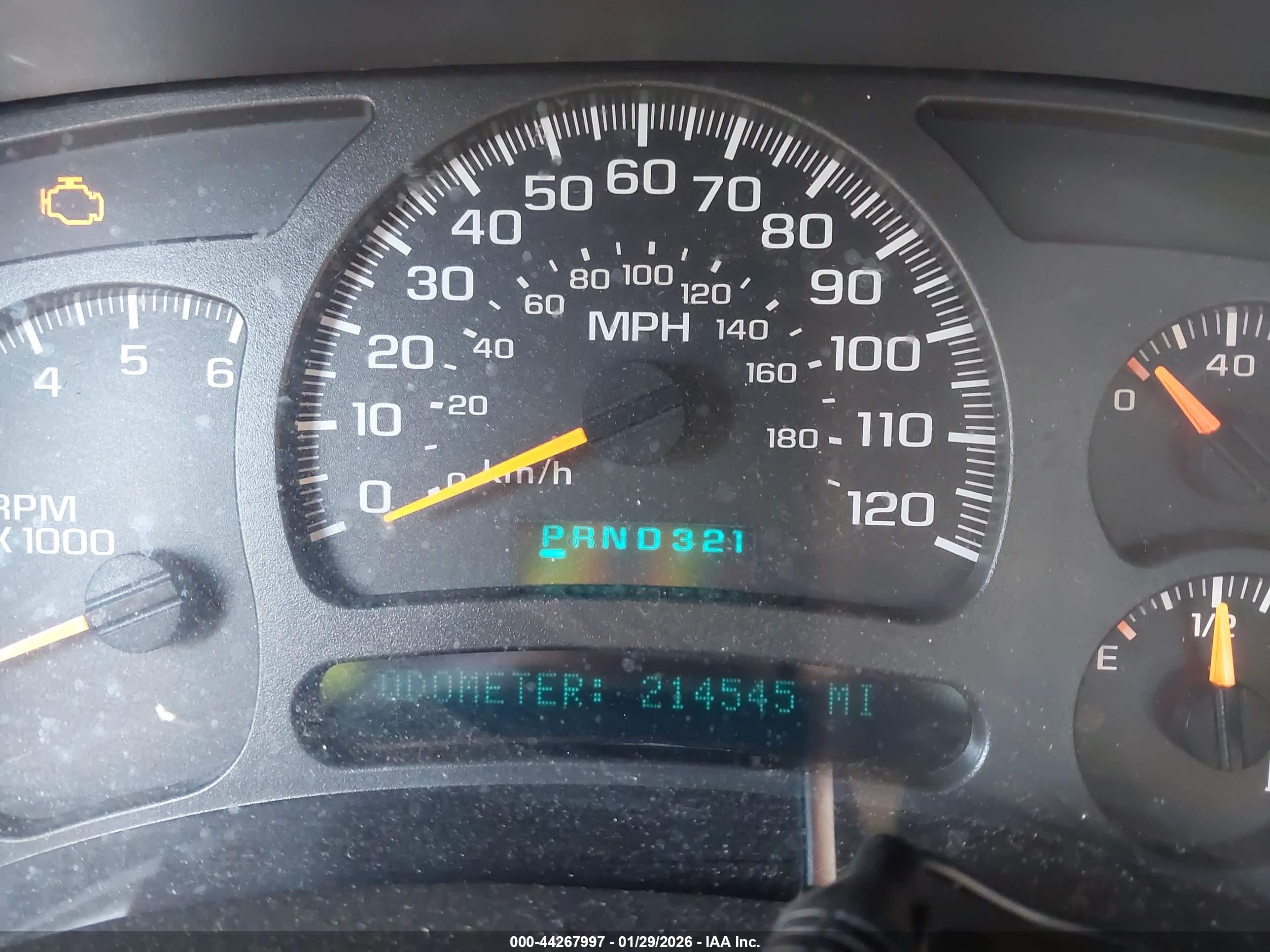 CHEVROLET SILVERADO image 7