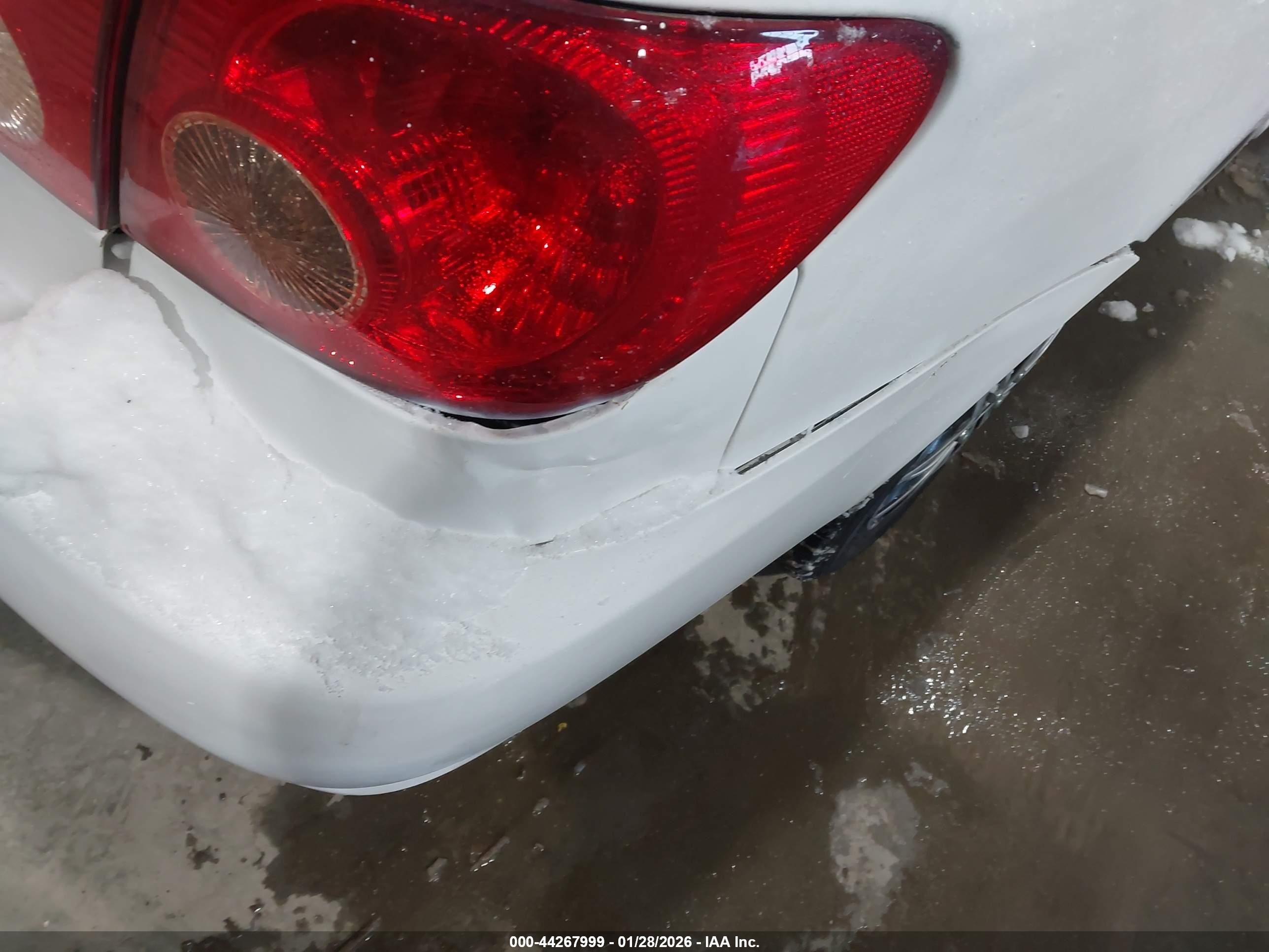 TOYOTA COROLLA image 6