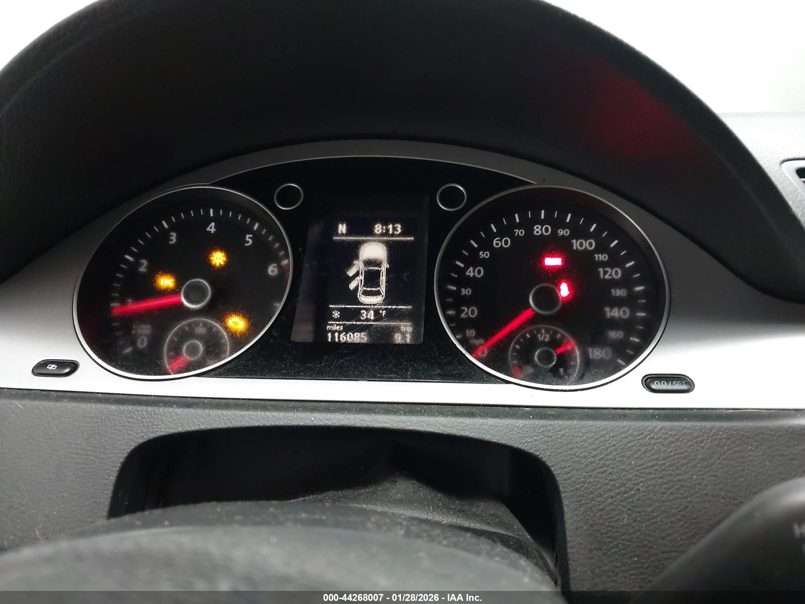 VOLKSWAGEN CC image 7