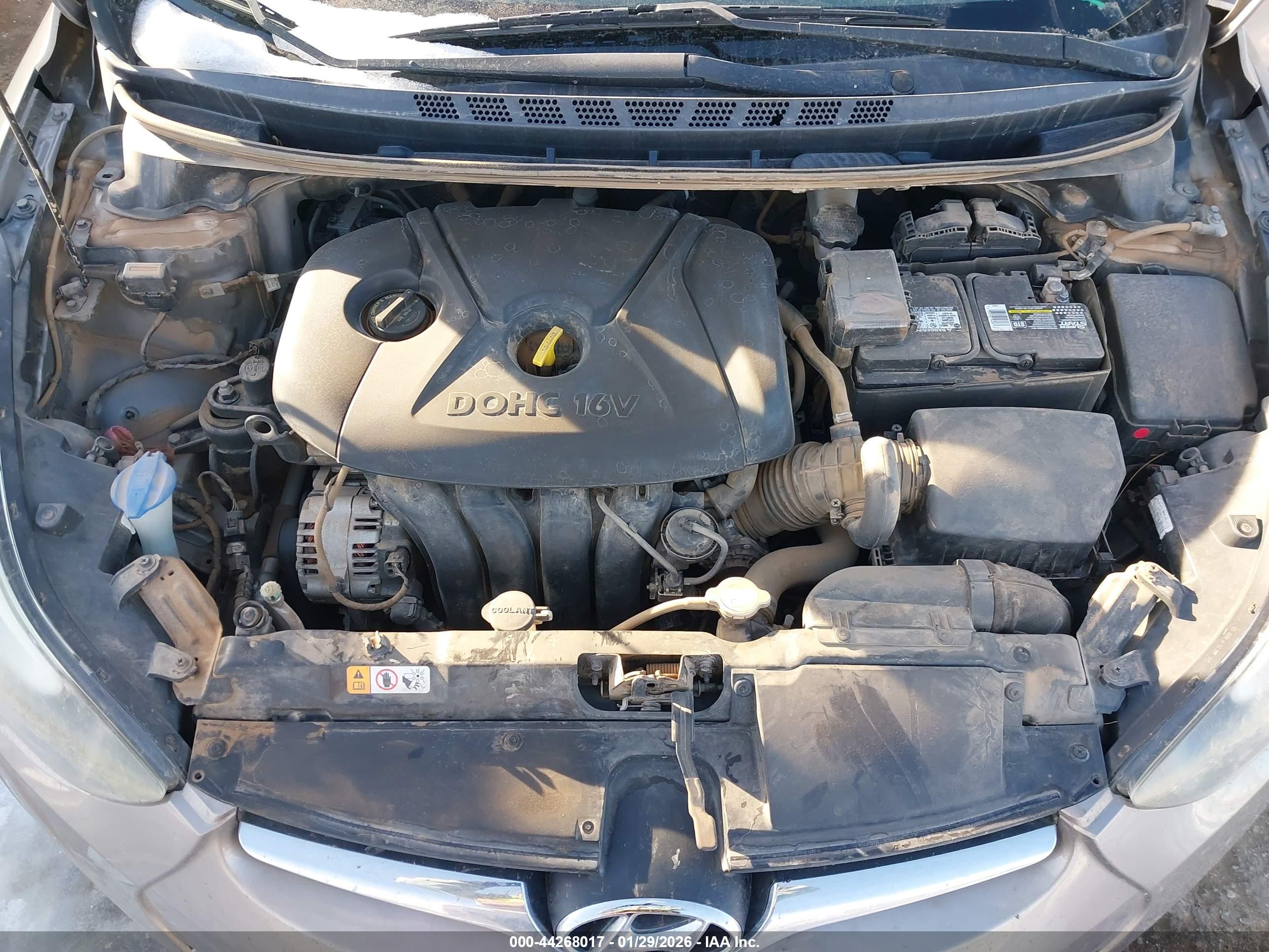 HYUNDAI ELANTRA image 10