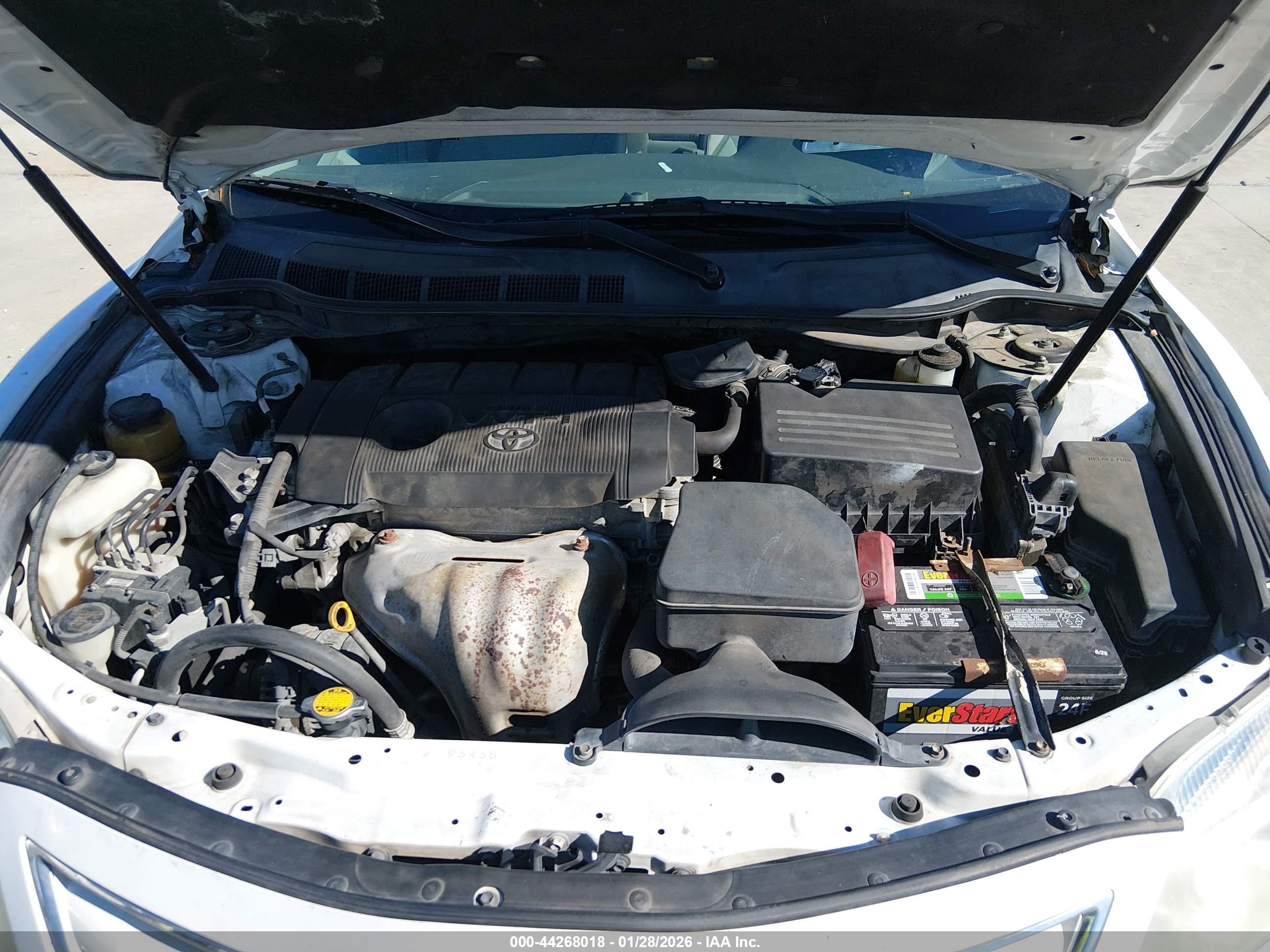 TOYOTA CAMRY image 10