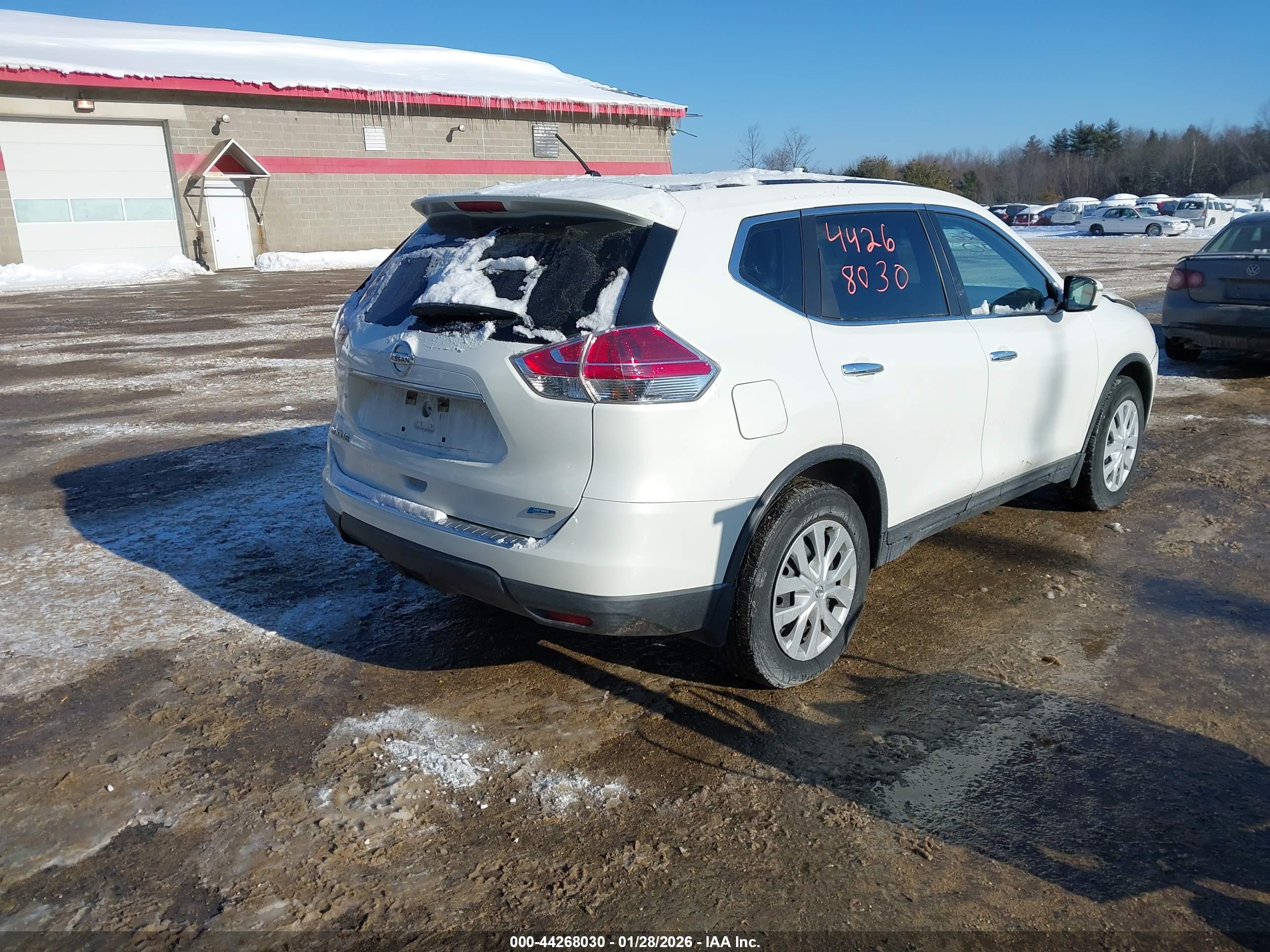 NISSAN ROGUE image 4