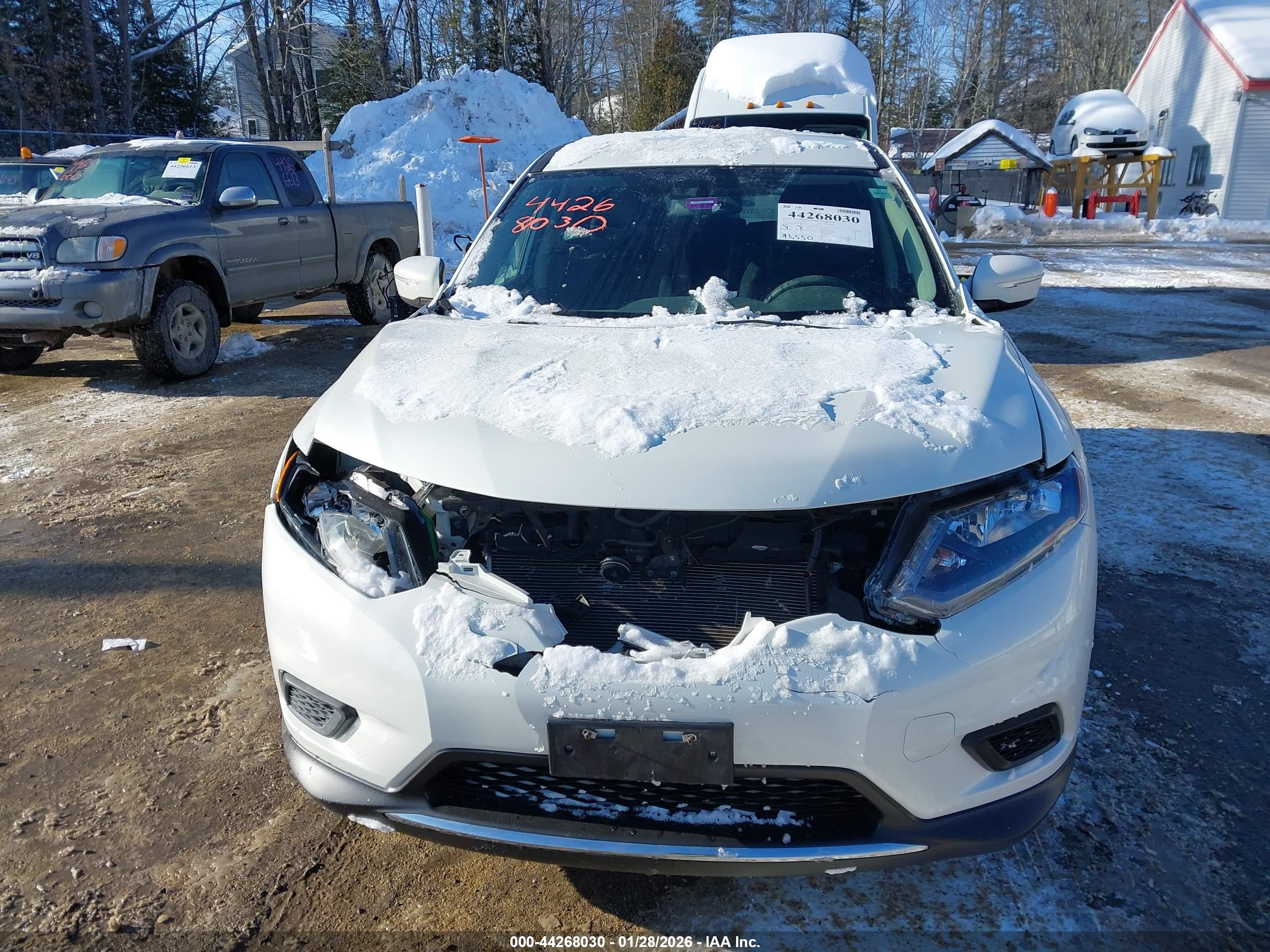 NISSAN ROGUE image 6