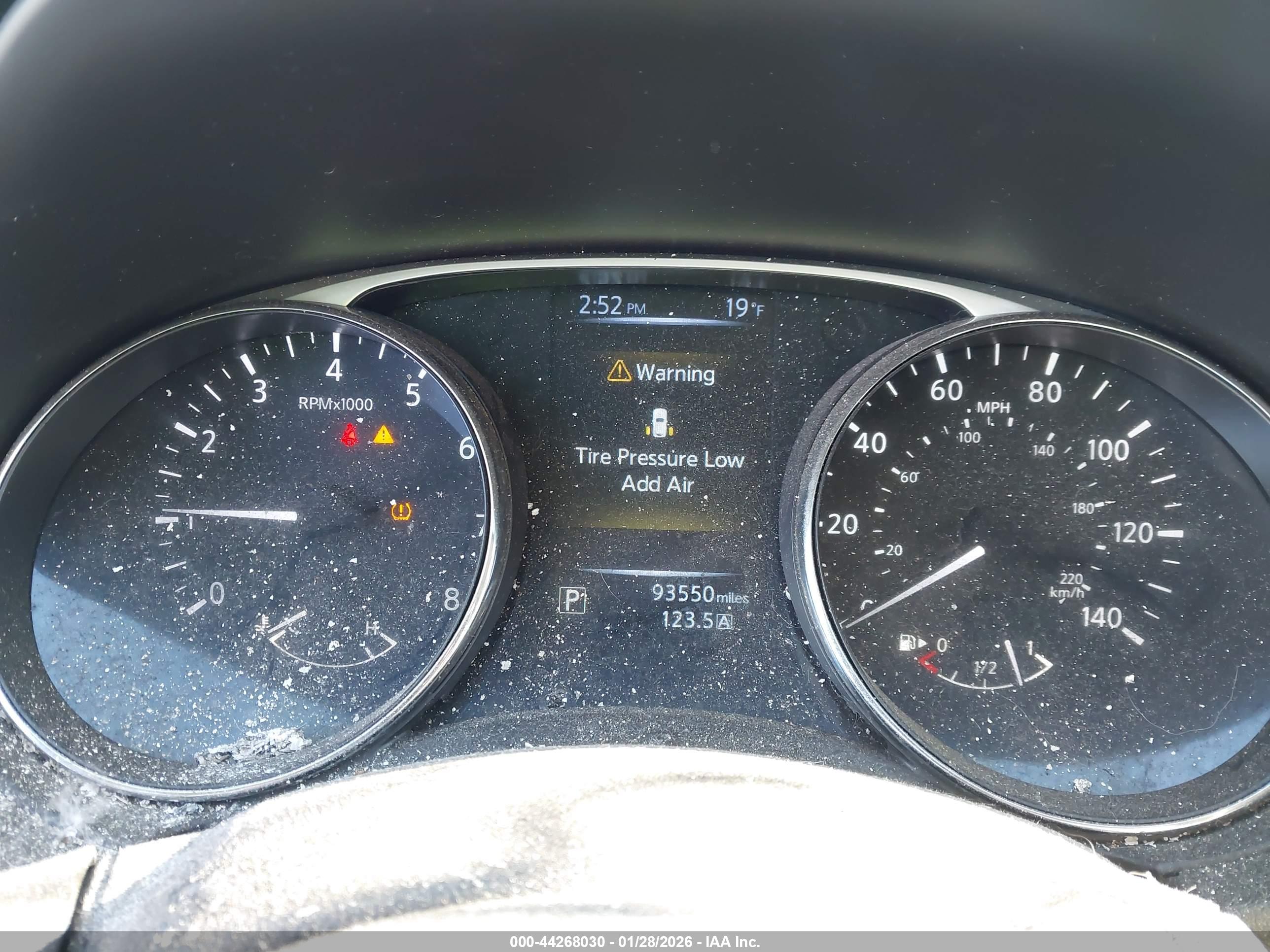 NISSAN ROGUE image 7