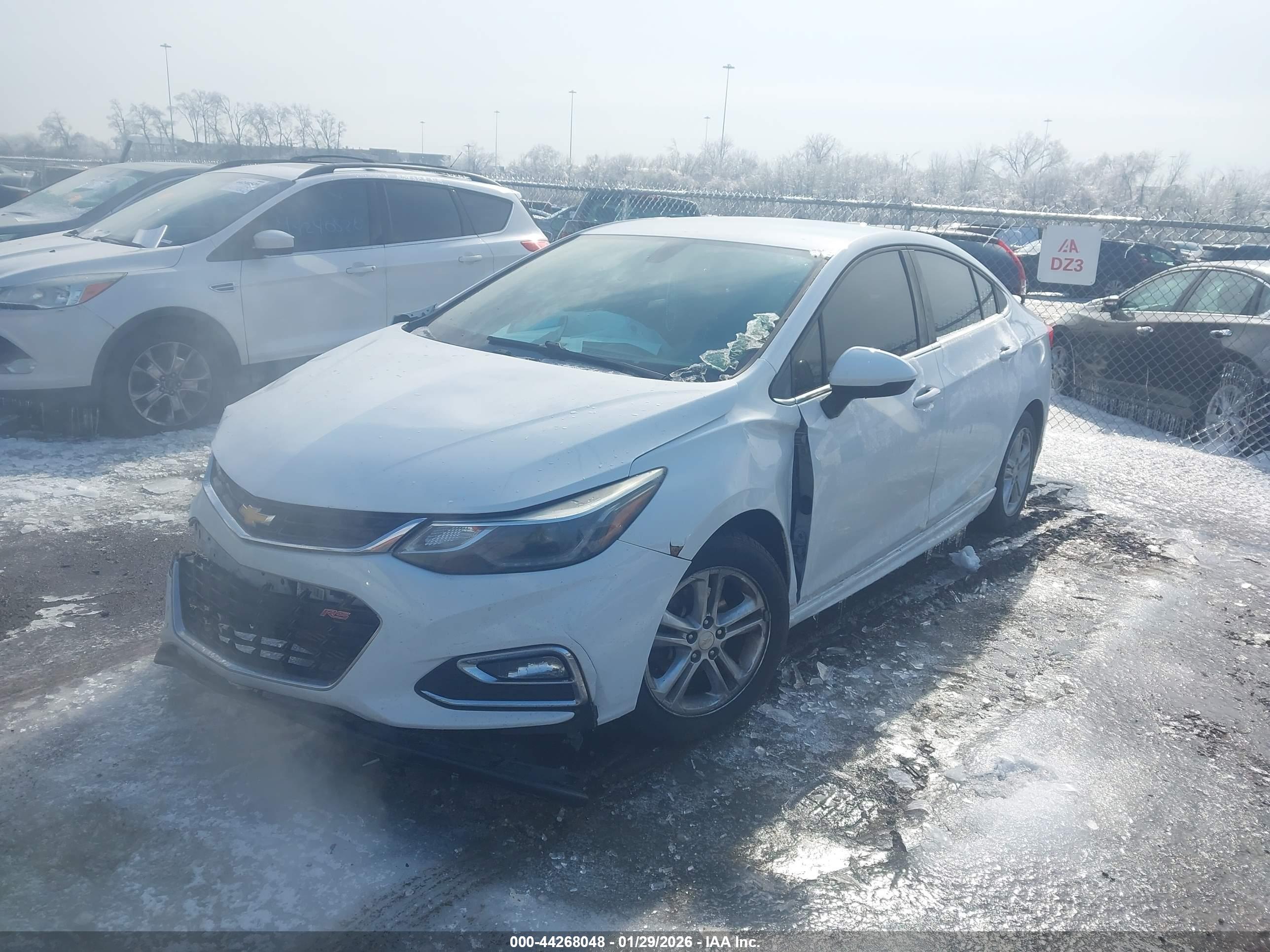 CHEVROLET CRUZE image 2