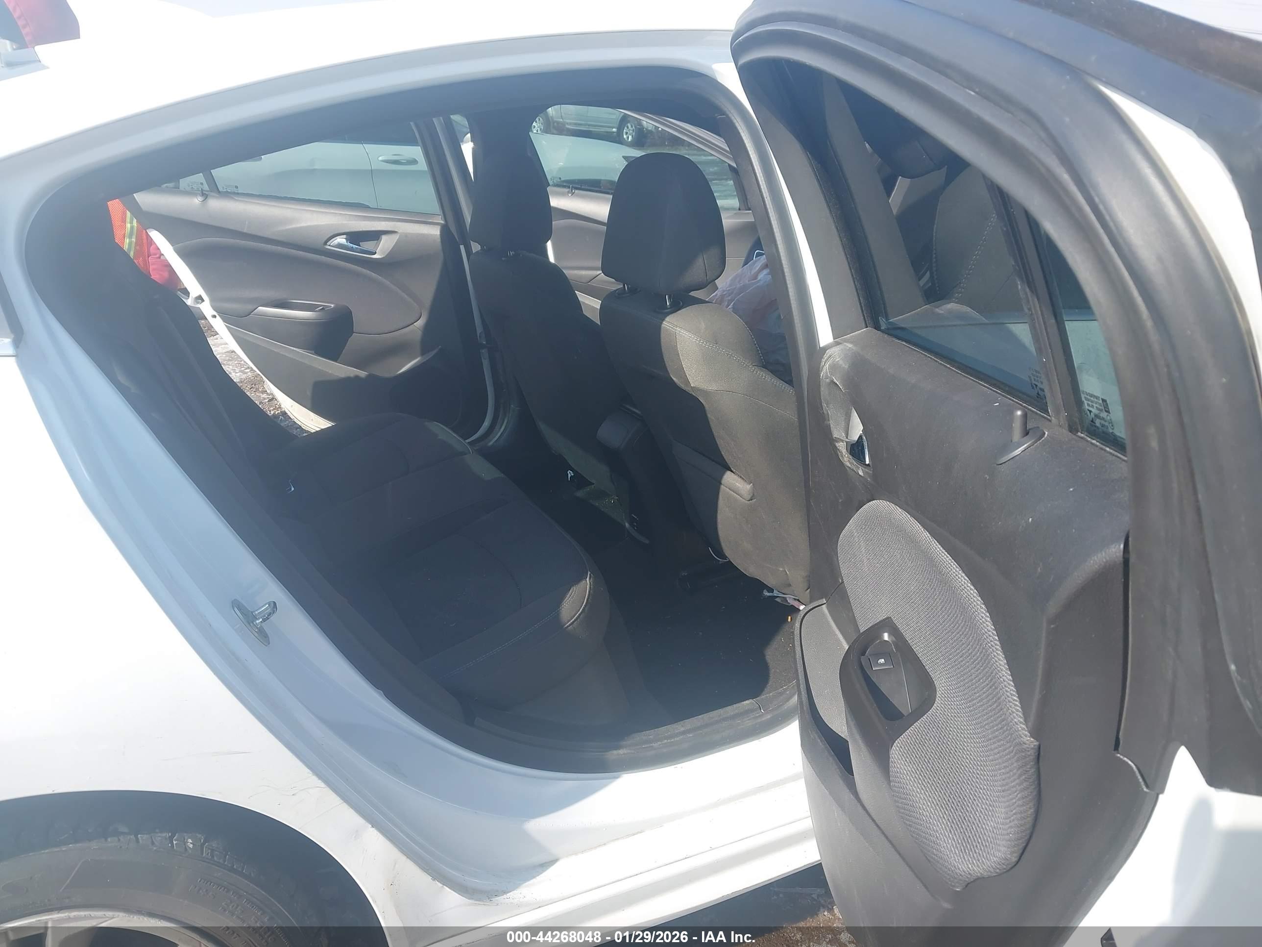 CHEVROLET CRUZE image 8