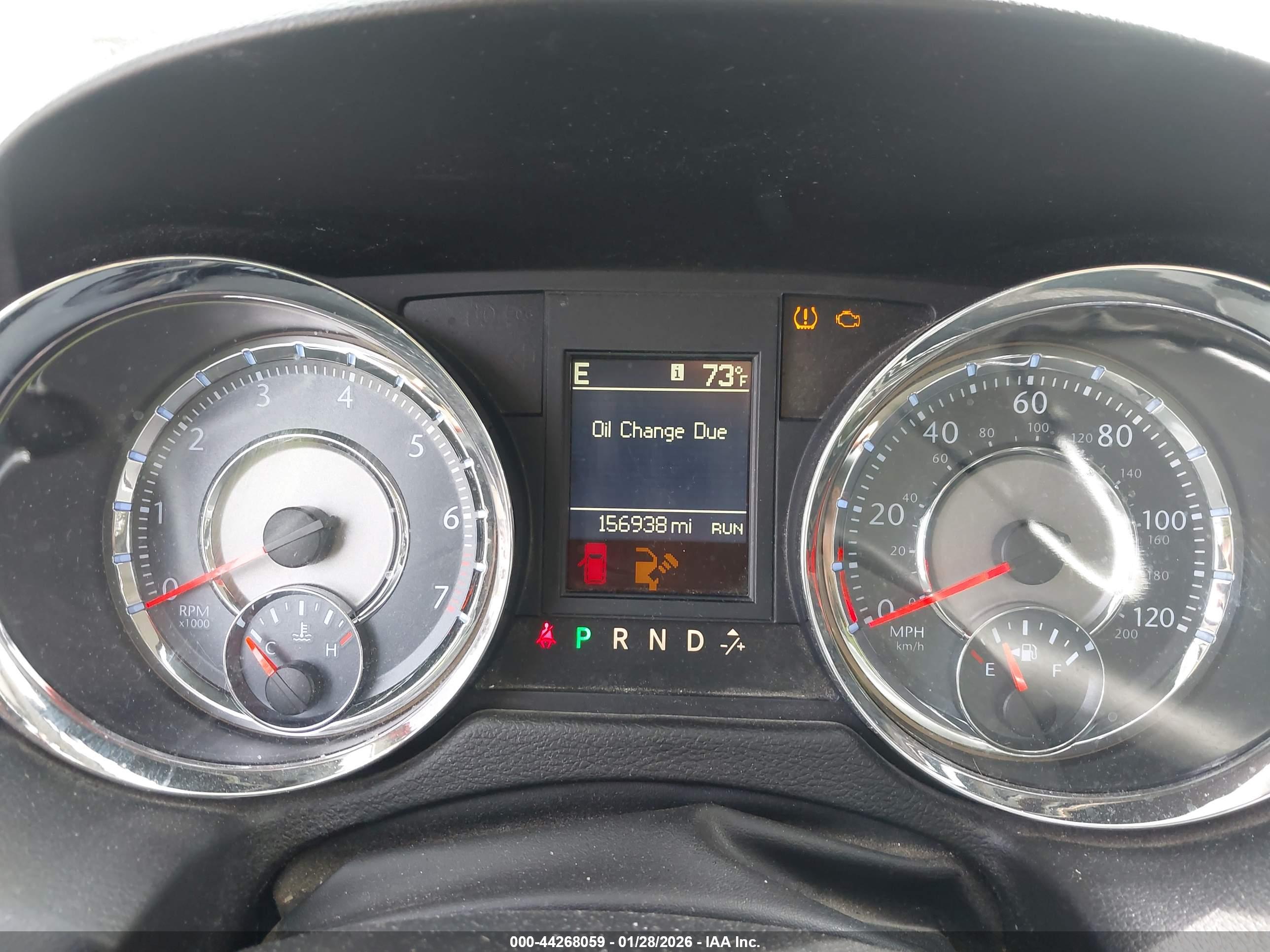 CHRYSLER TOWN image 7