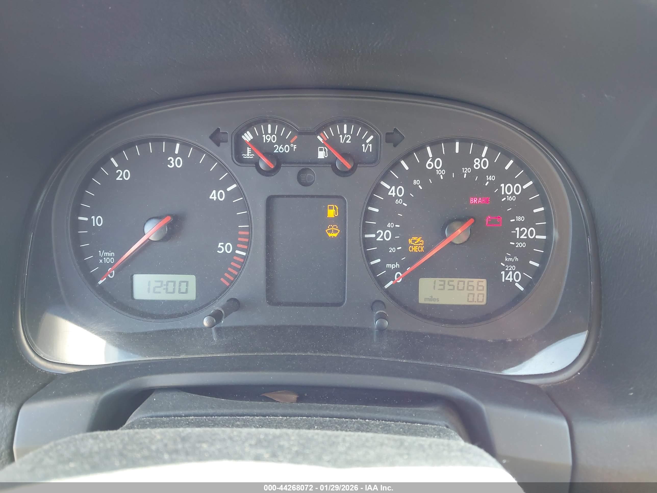 VOLKSWAGEN GOLF image 7