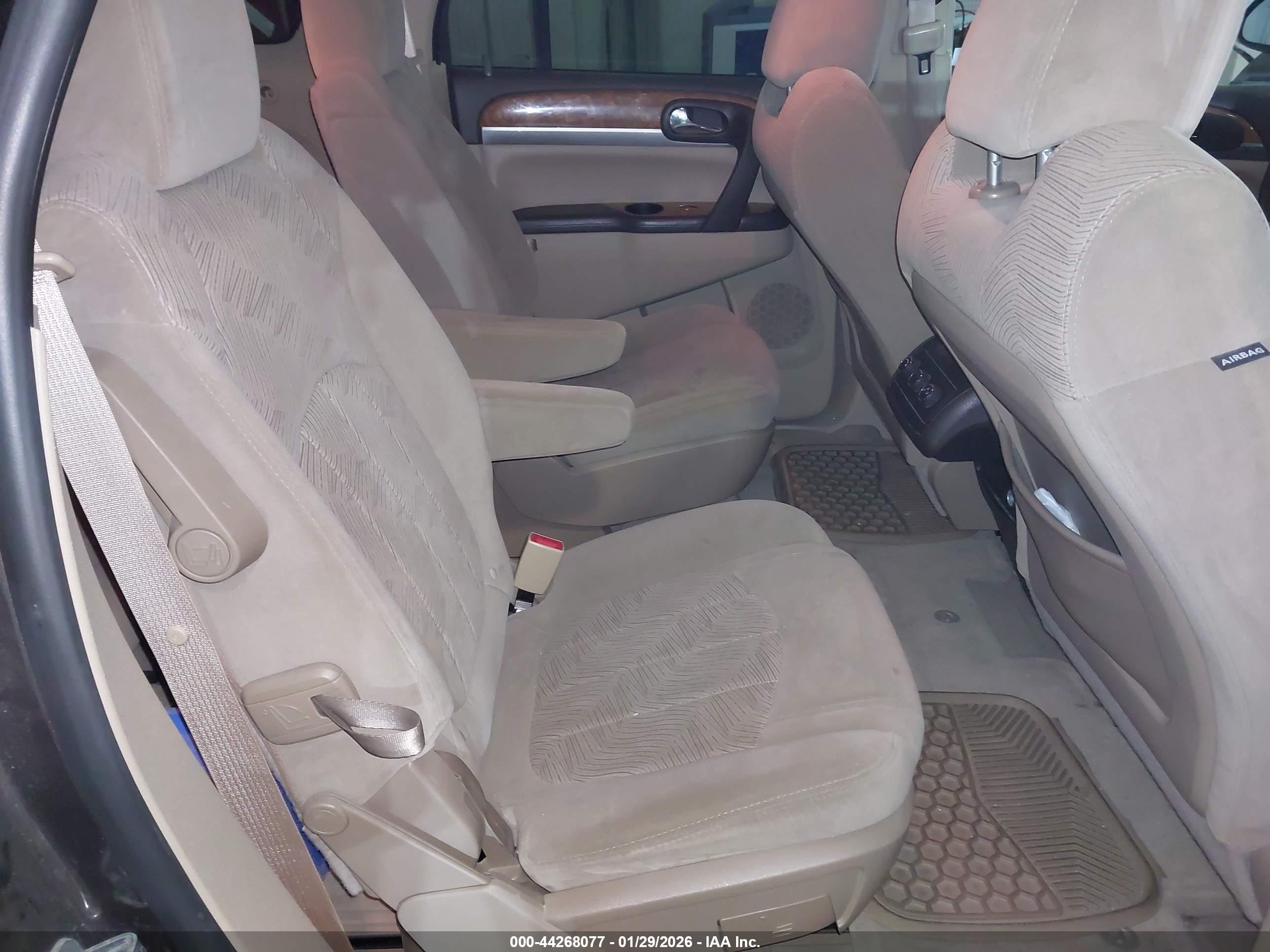 BUICK ENCLAVE image 8