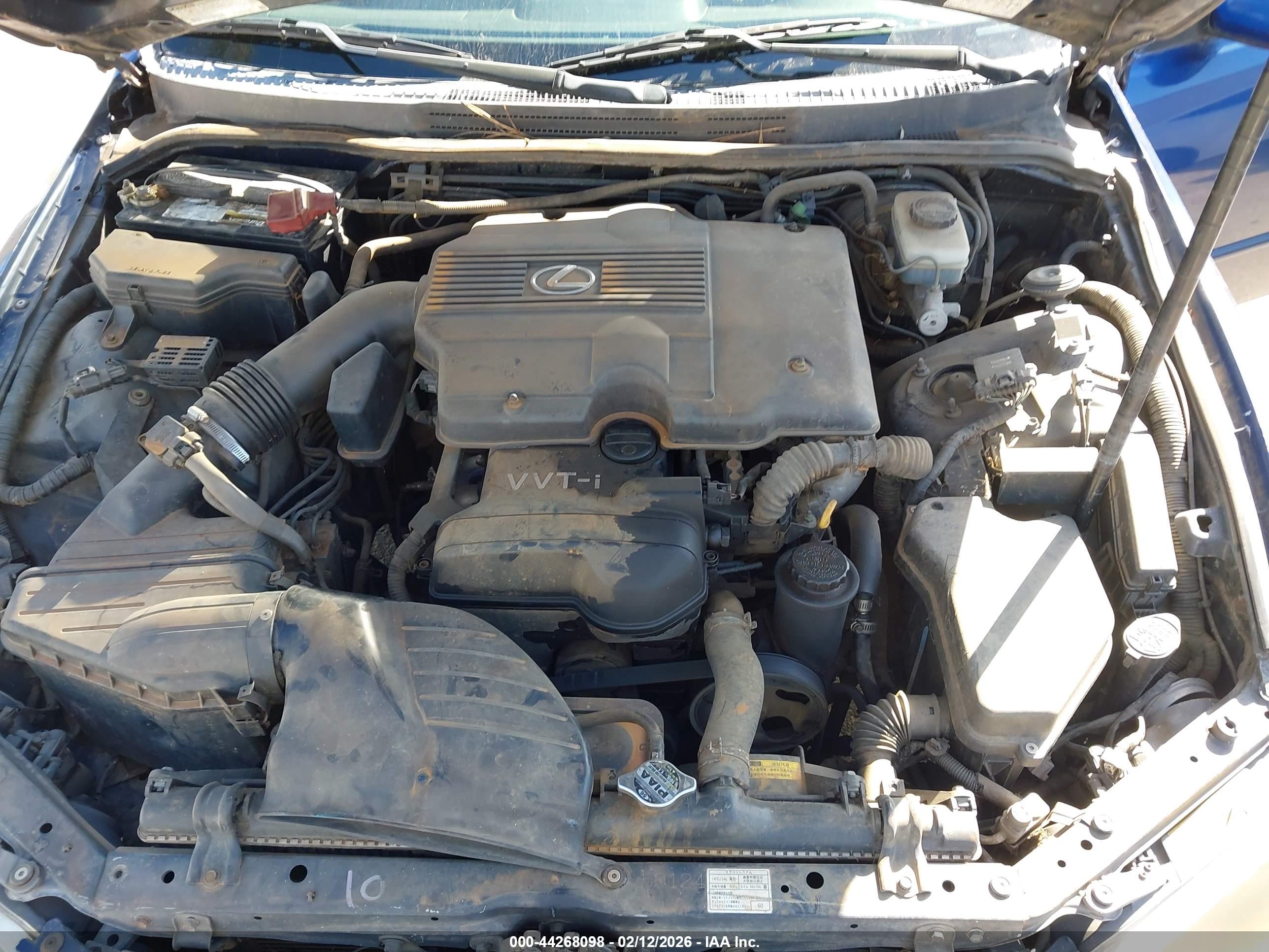 LEXUS IS image 10