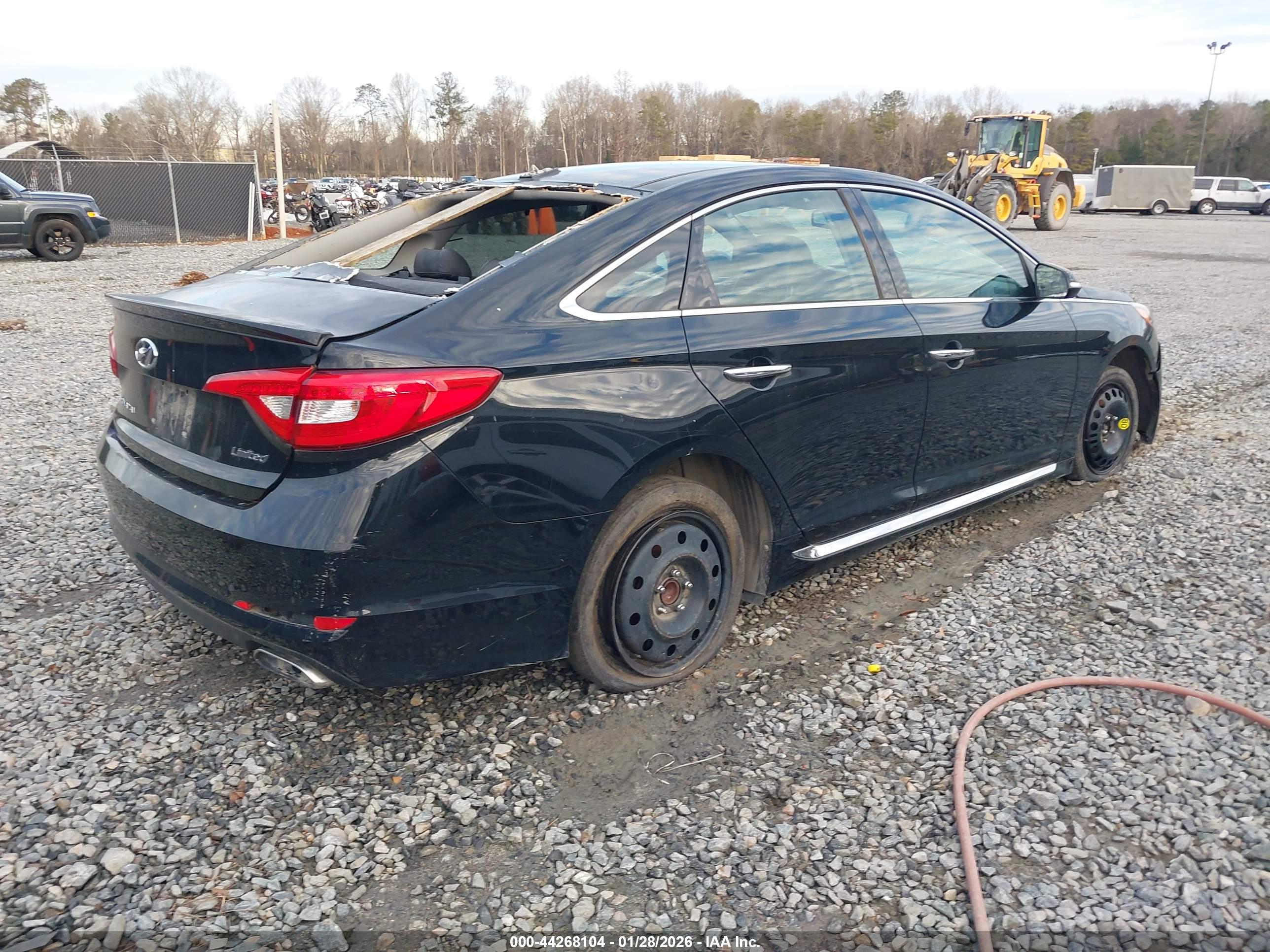 HYUNDAI SONATA image 4