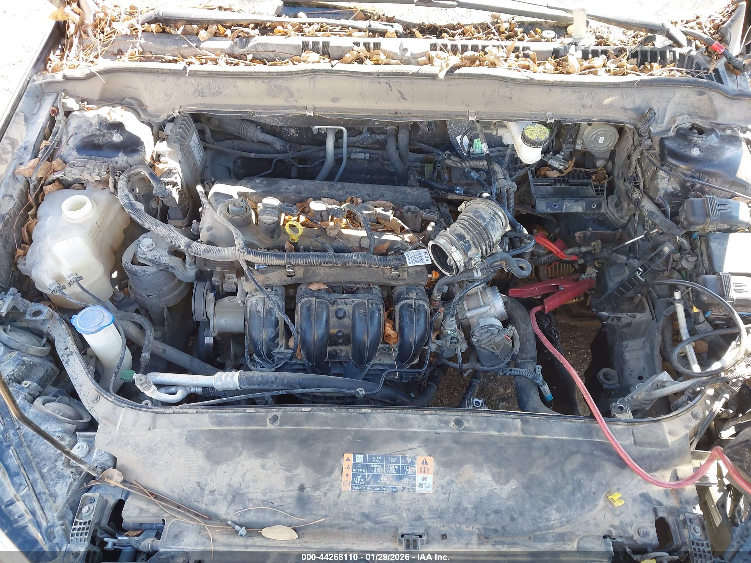 FORD FUSION image 10