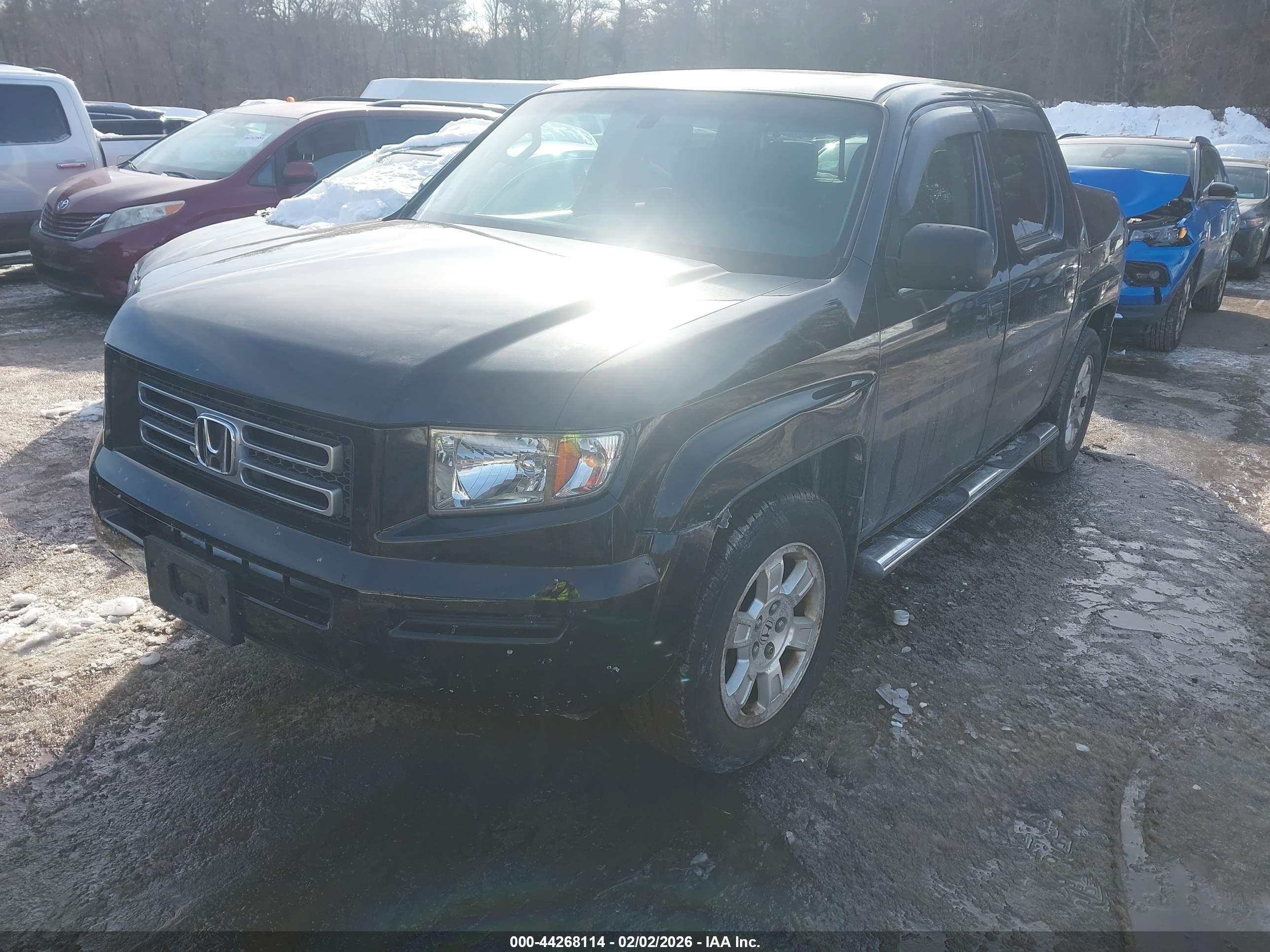 HONDA RIDGELINE image 2