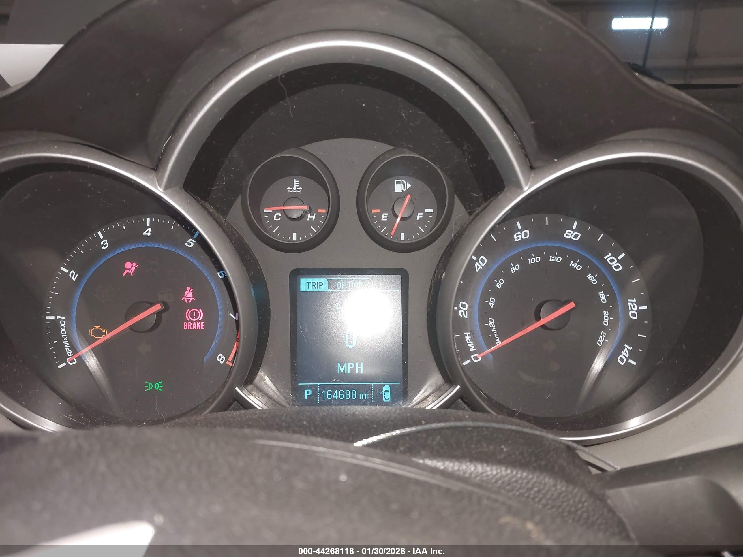 CHEVROLET CRUZE image 7
