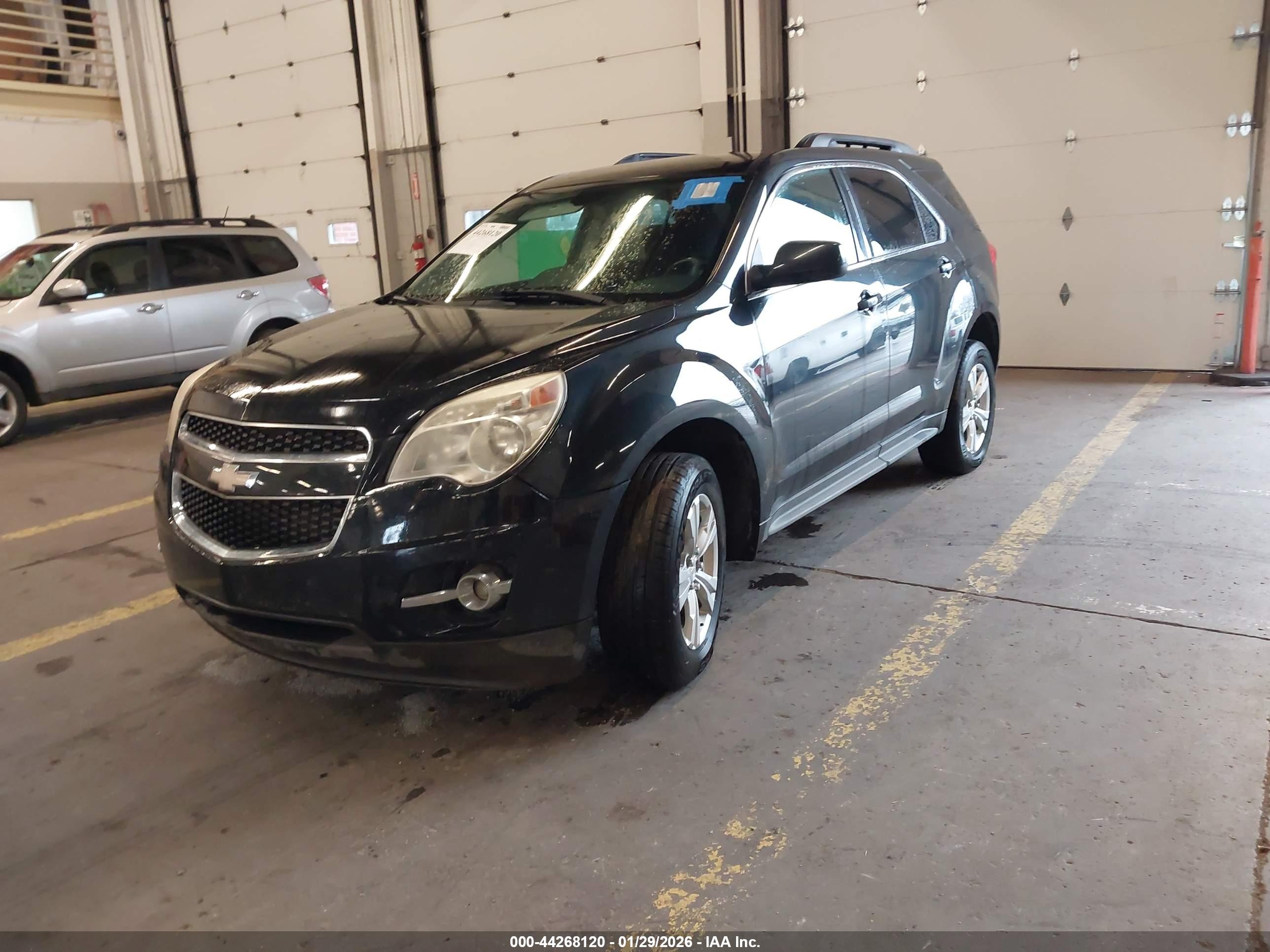CHEVROLET EQUINOX image 2