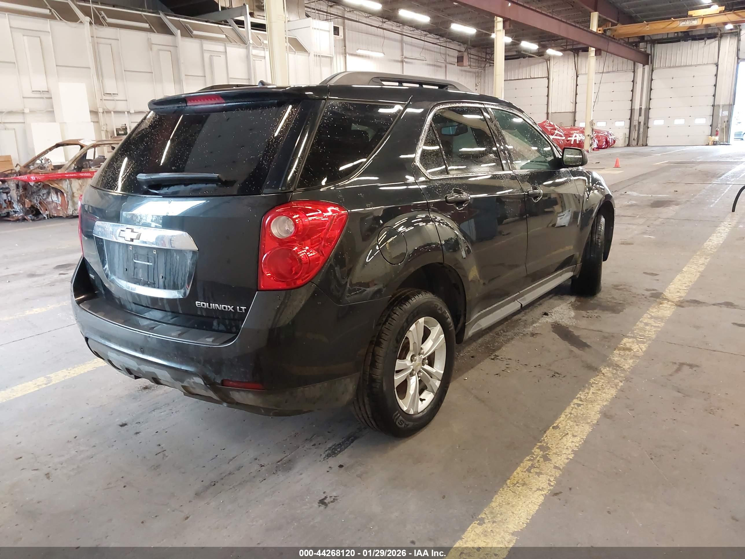 CHEVROLET EQUINOX image 4