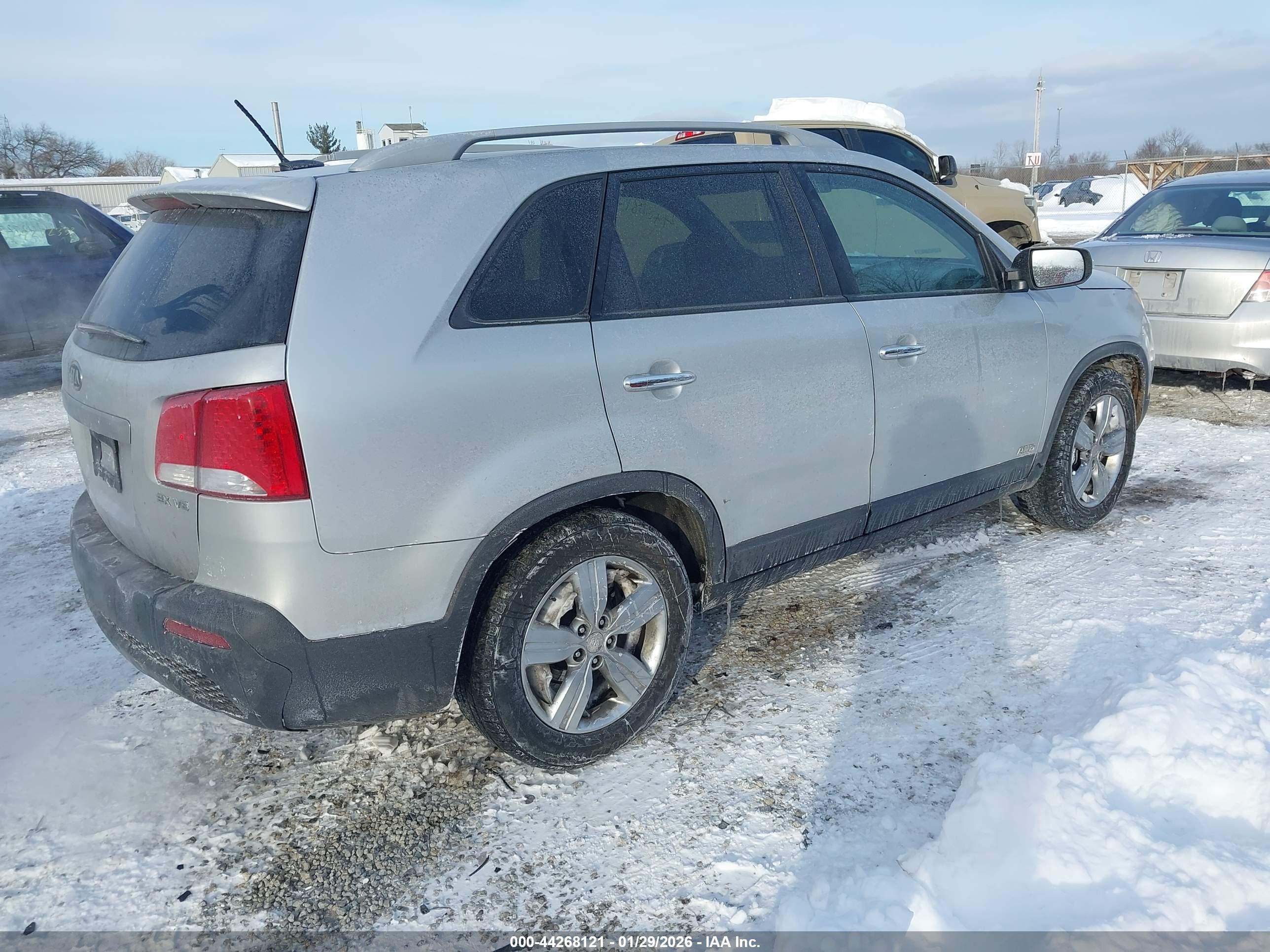KIA SORENTO image 4