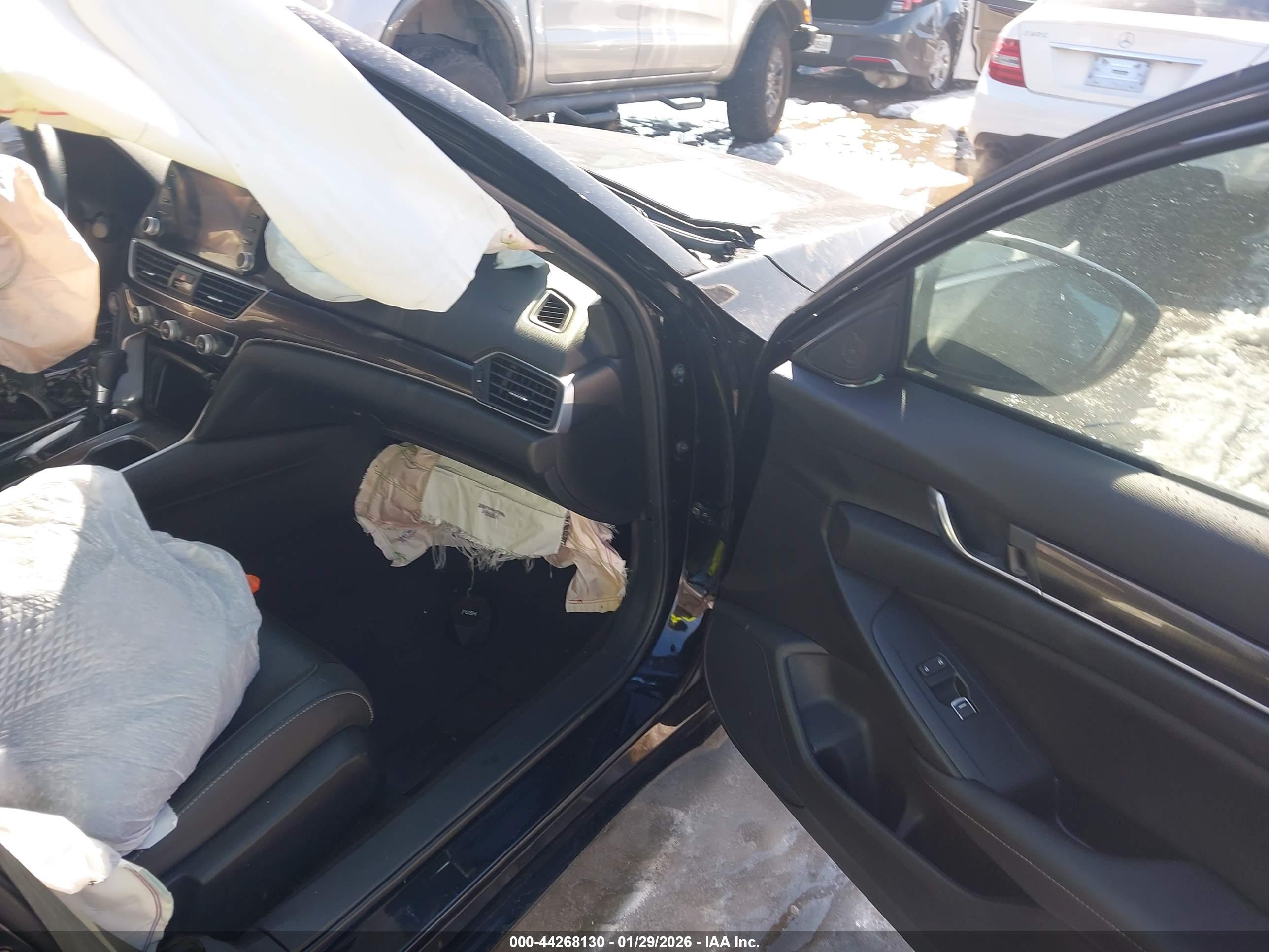 HONDA ACCORD image 5