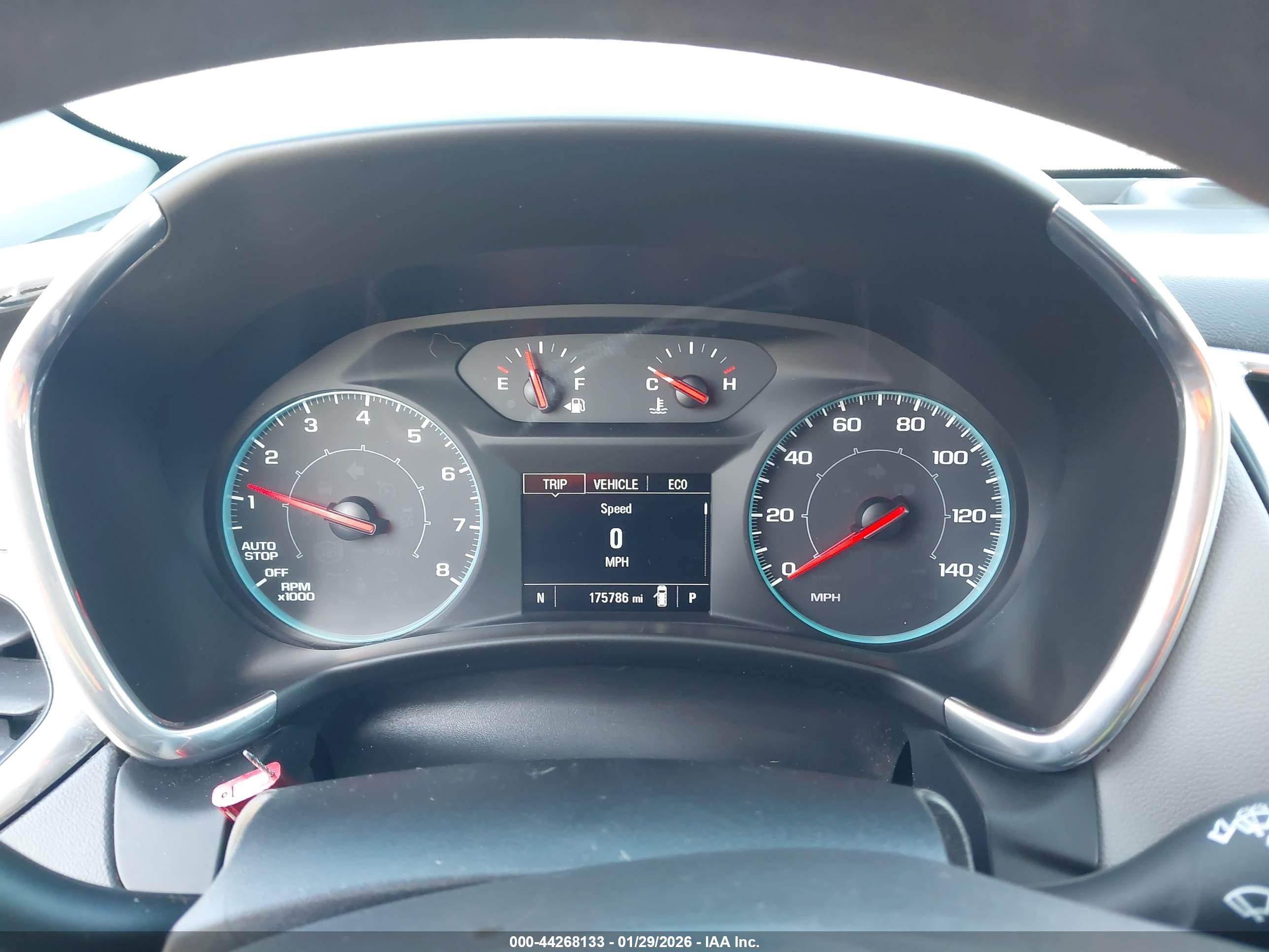 CHEVROLET EQUINOX image 7