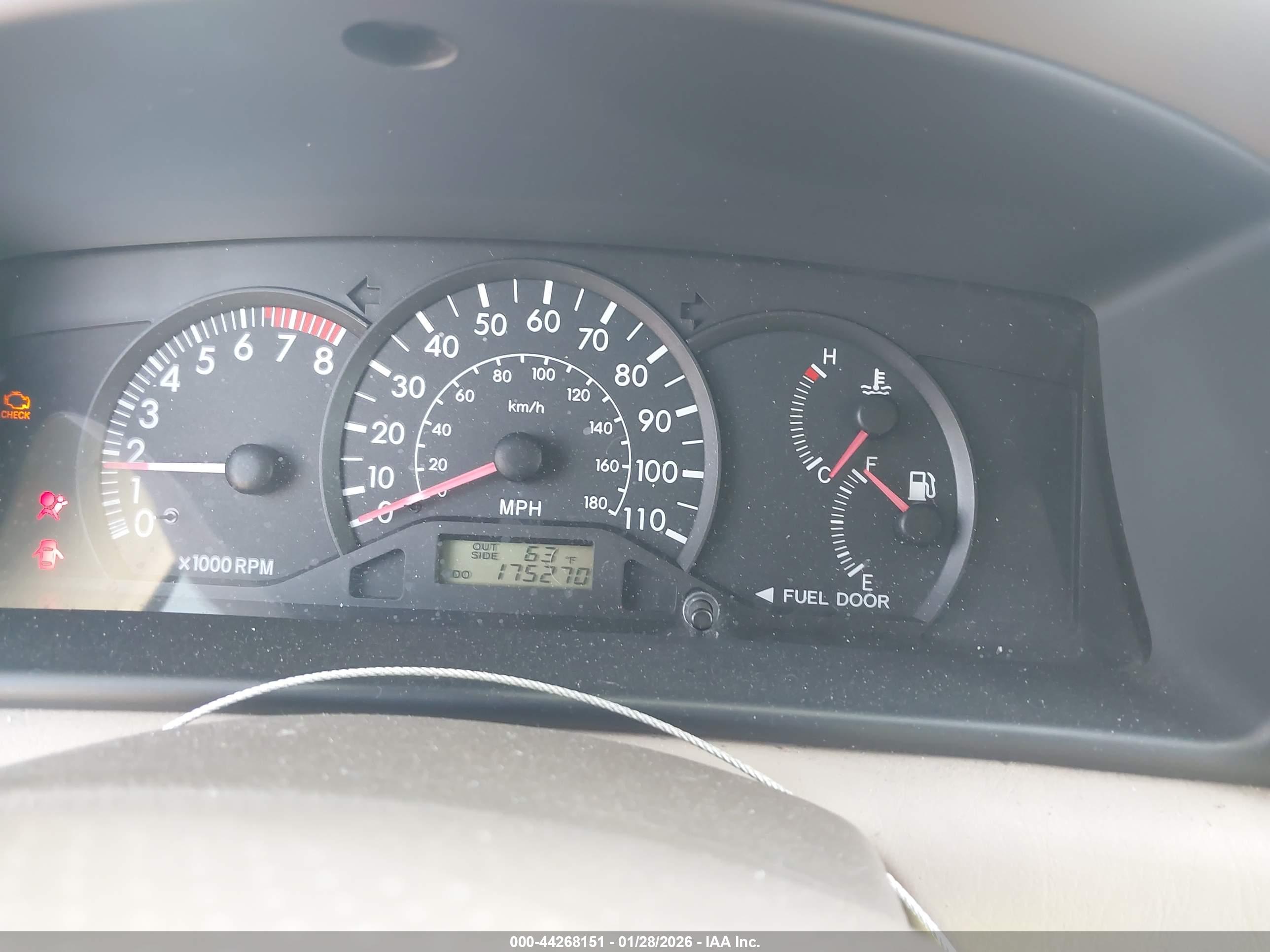 TOYOTA COROLLA image 7