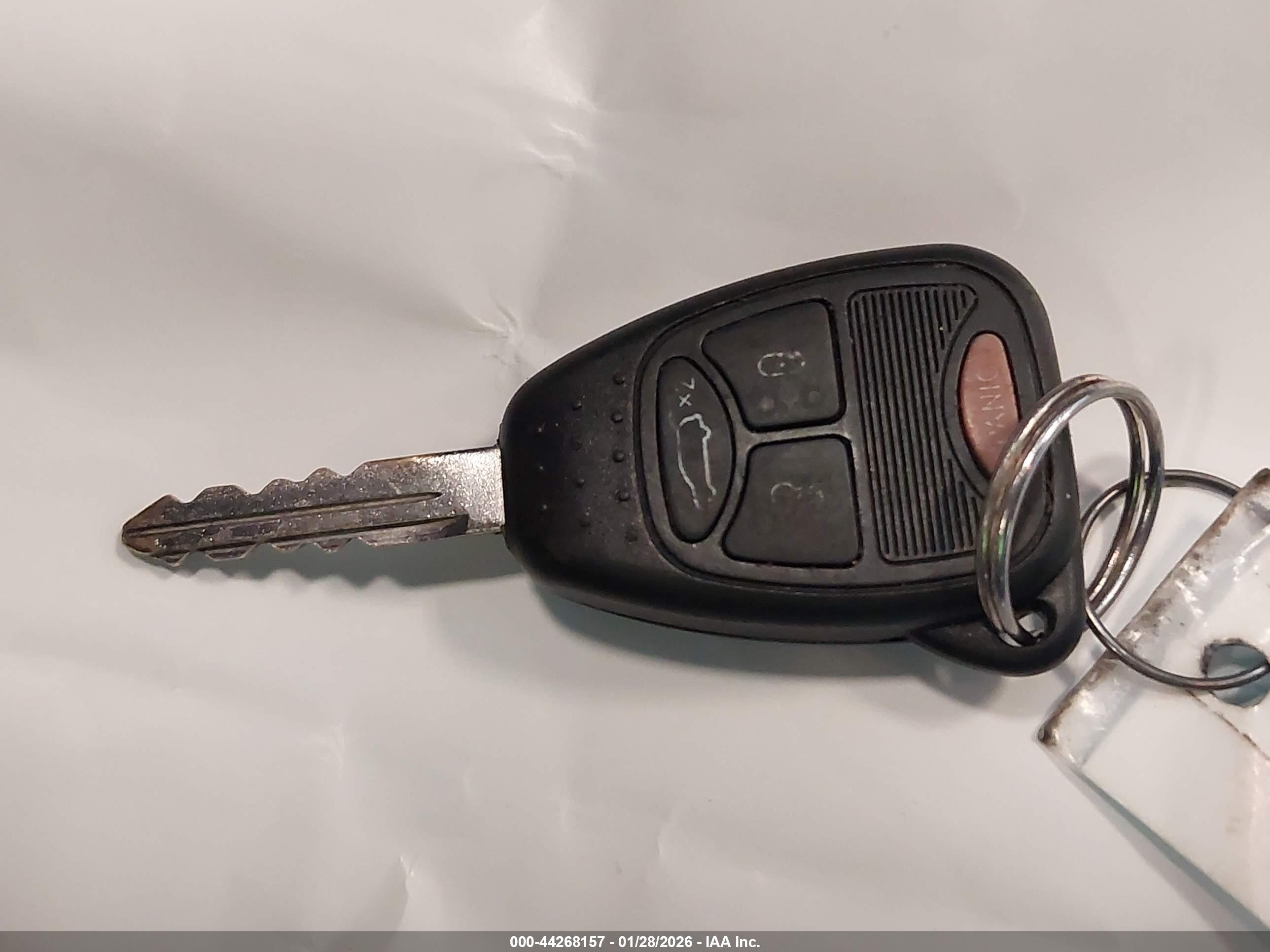JEEP LIBERTY image 11