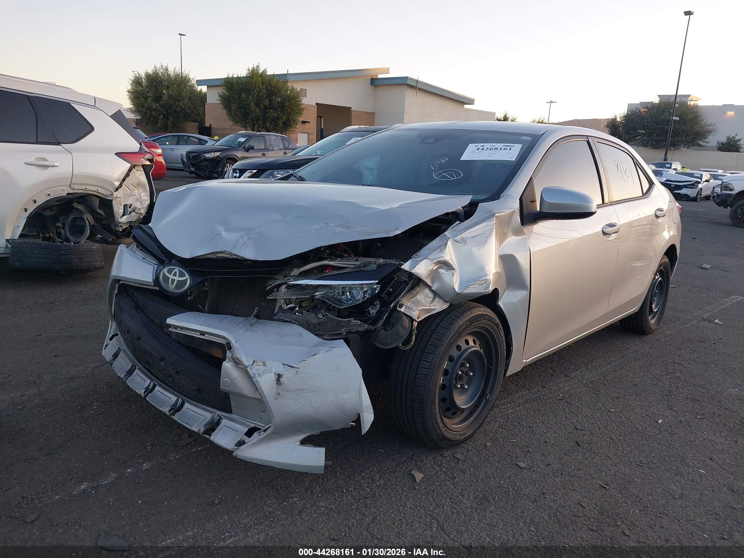 TOYOTA COROLLA image 2