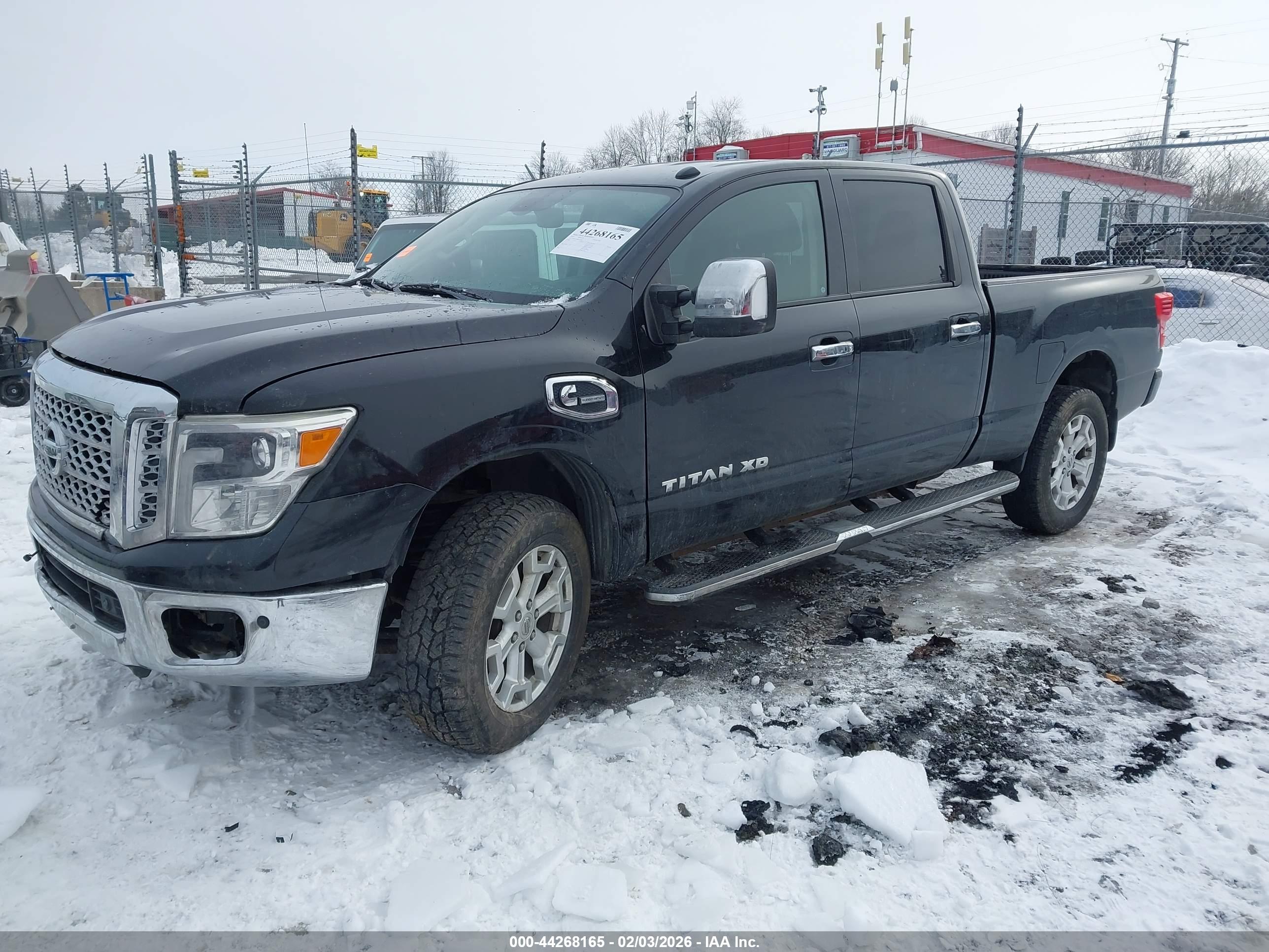 NISSAN TITAN image 2