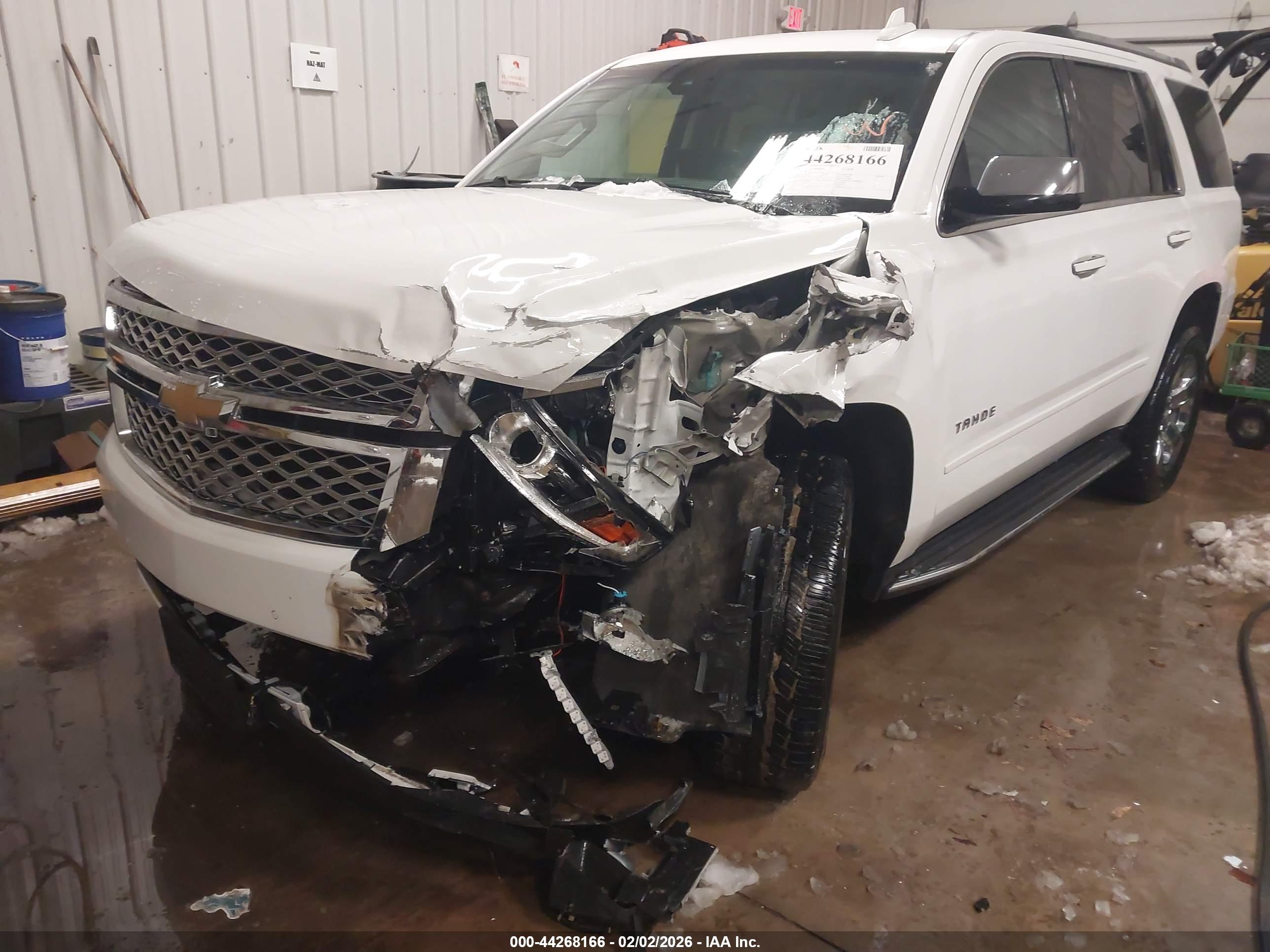 CHEVROLET TAHOE image 6