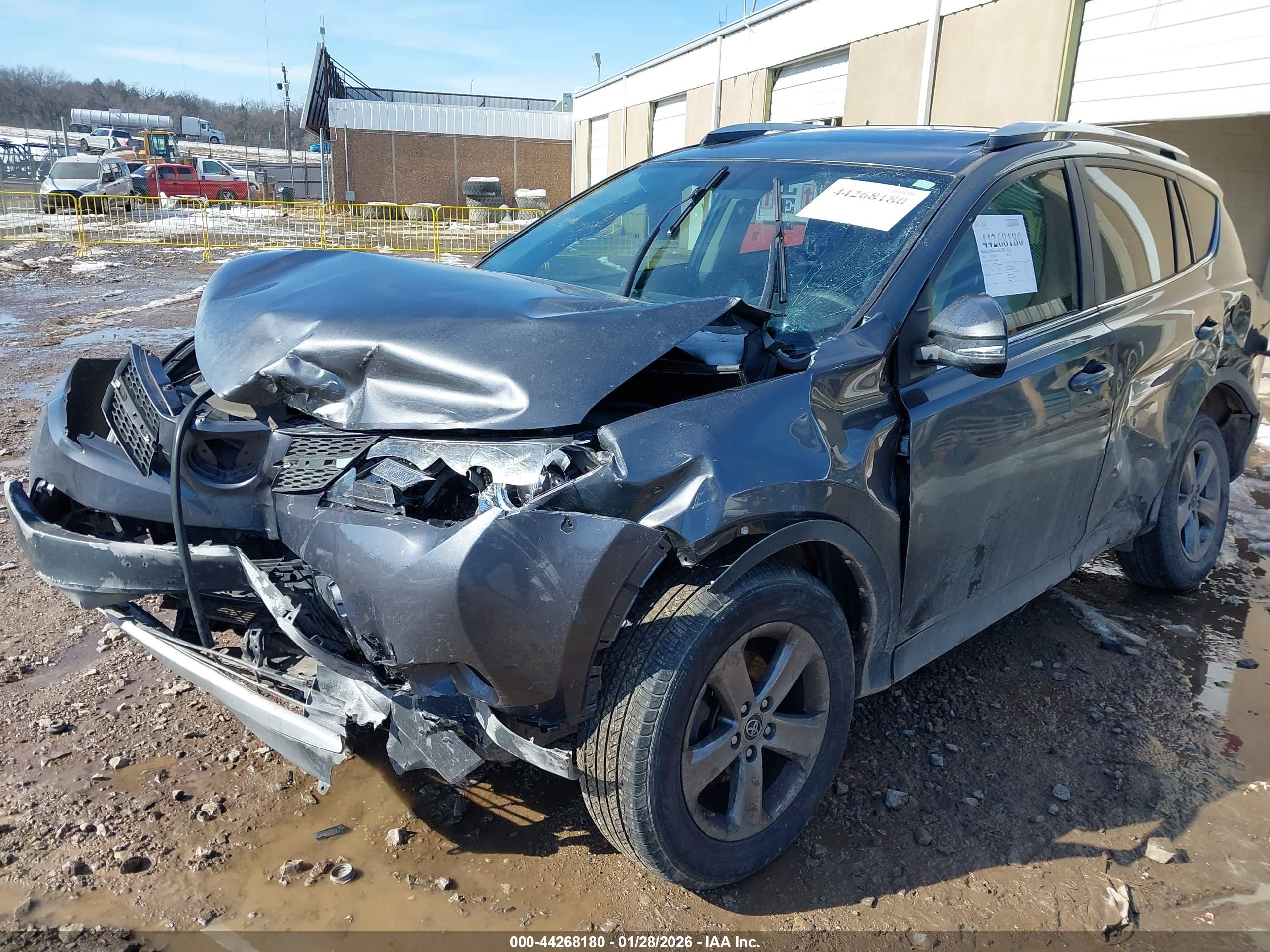 TOYOTA RAV4 image 6