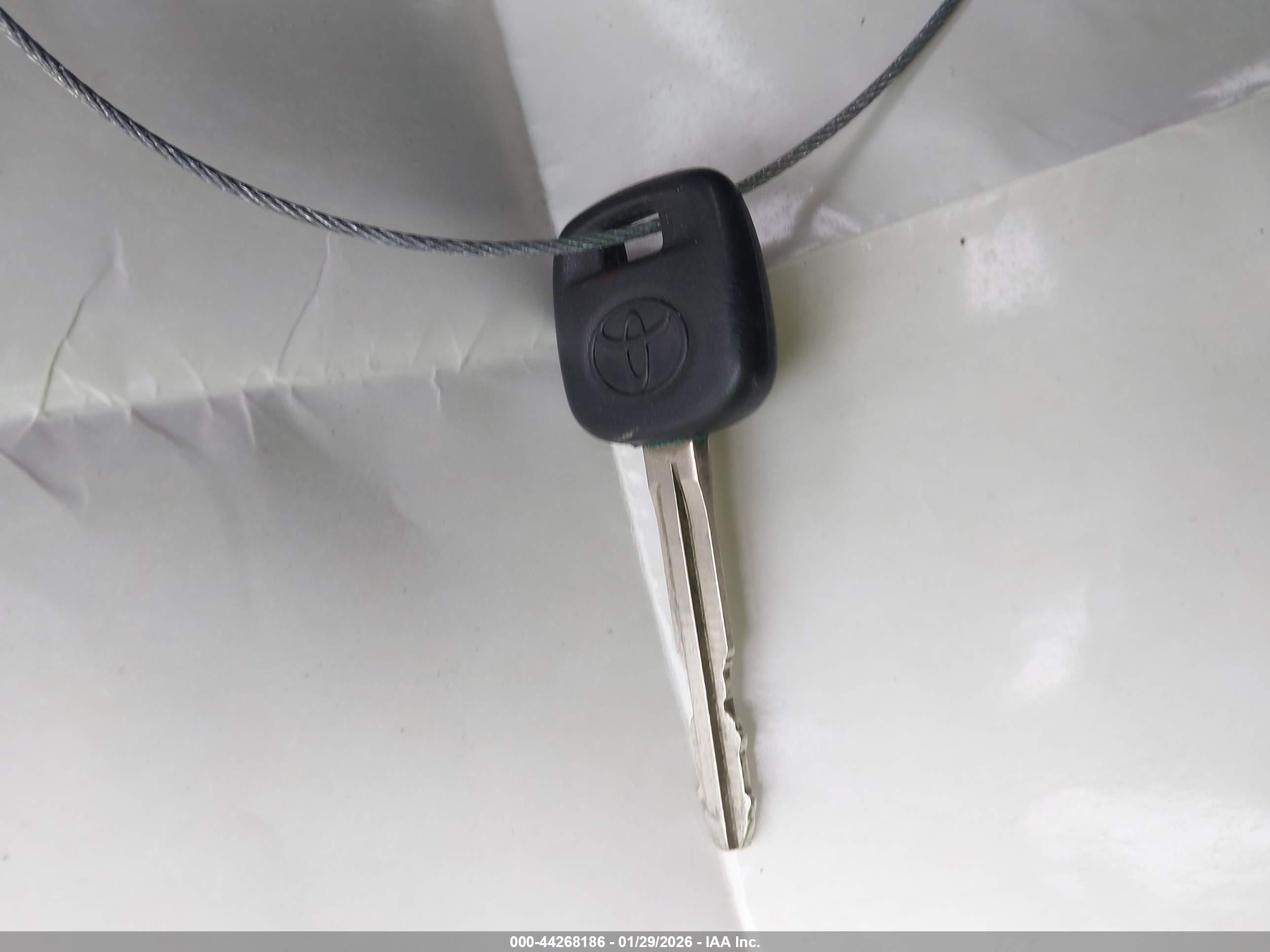 TOYOTA FJ image 11