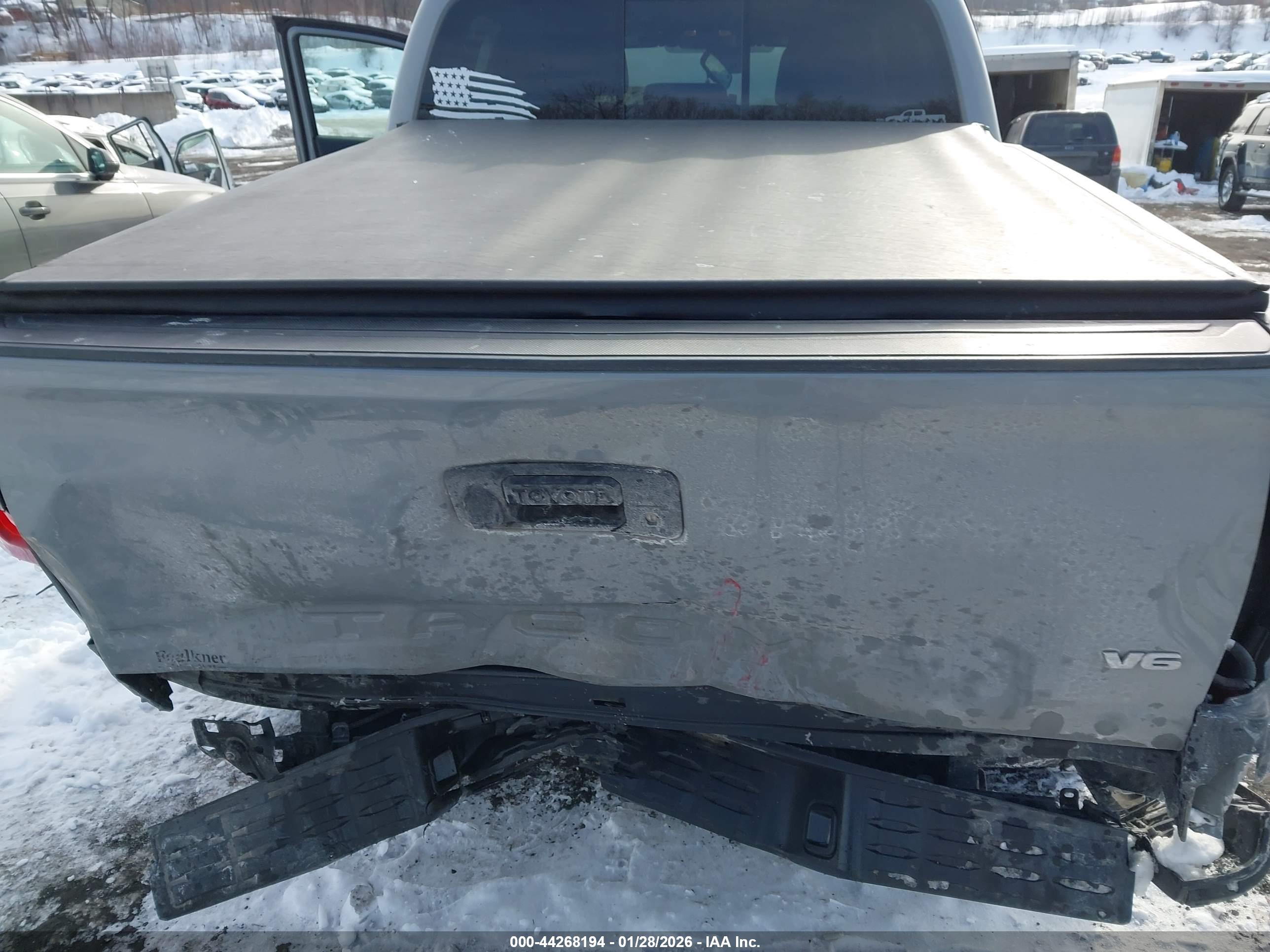 TOYOTA TACOMA image 6