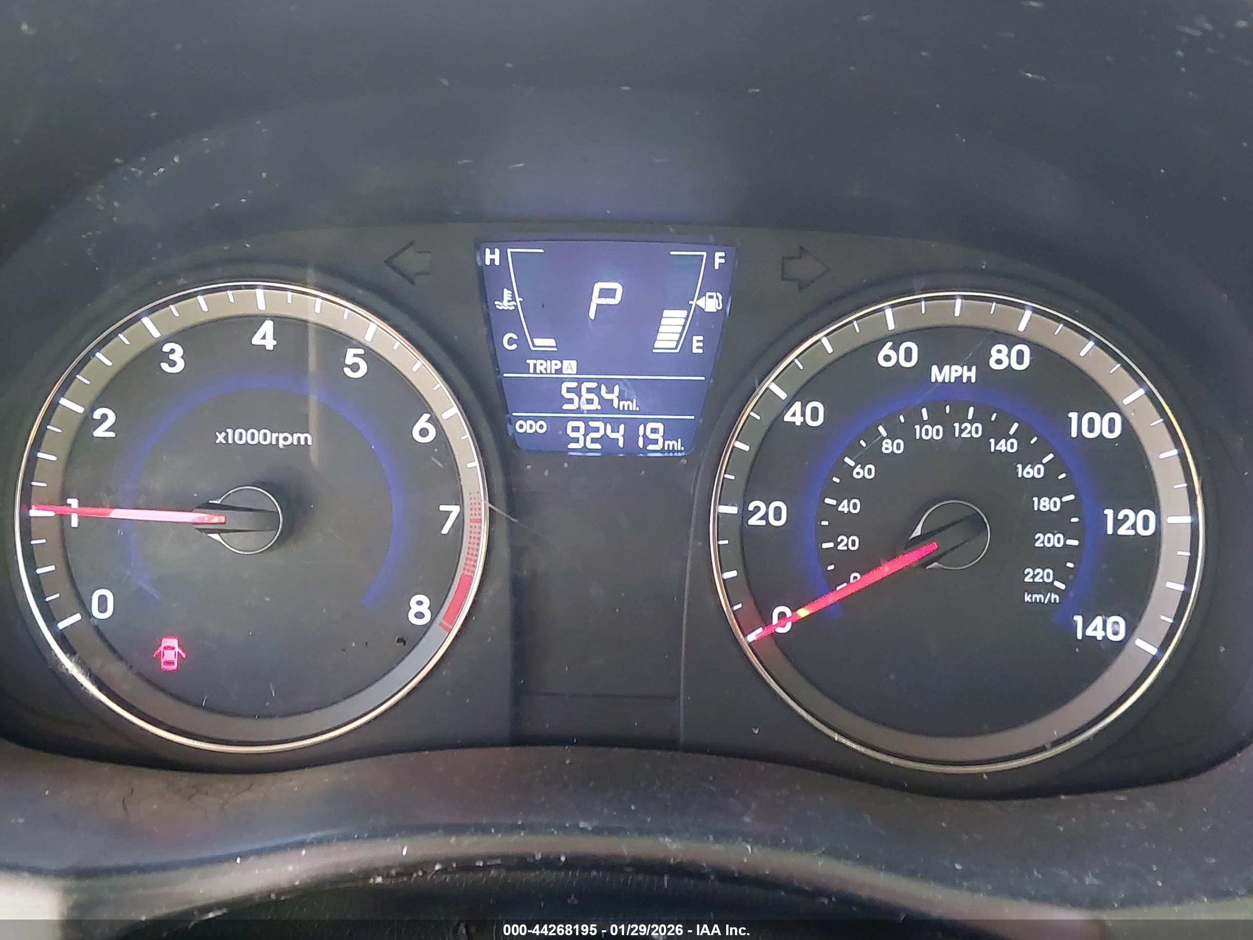 HYUNDAI ACCENT image 7
